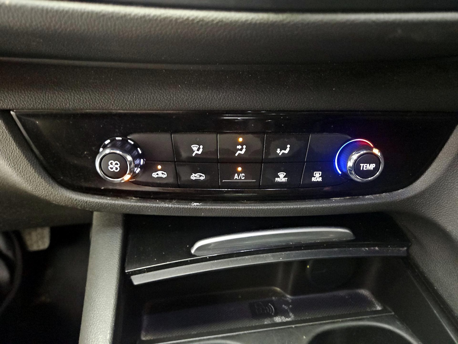 2019 Buick Regal TourX Preferred - Photo 18