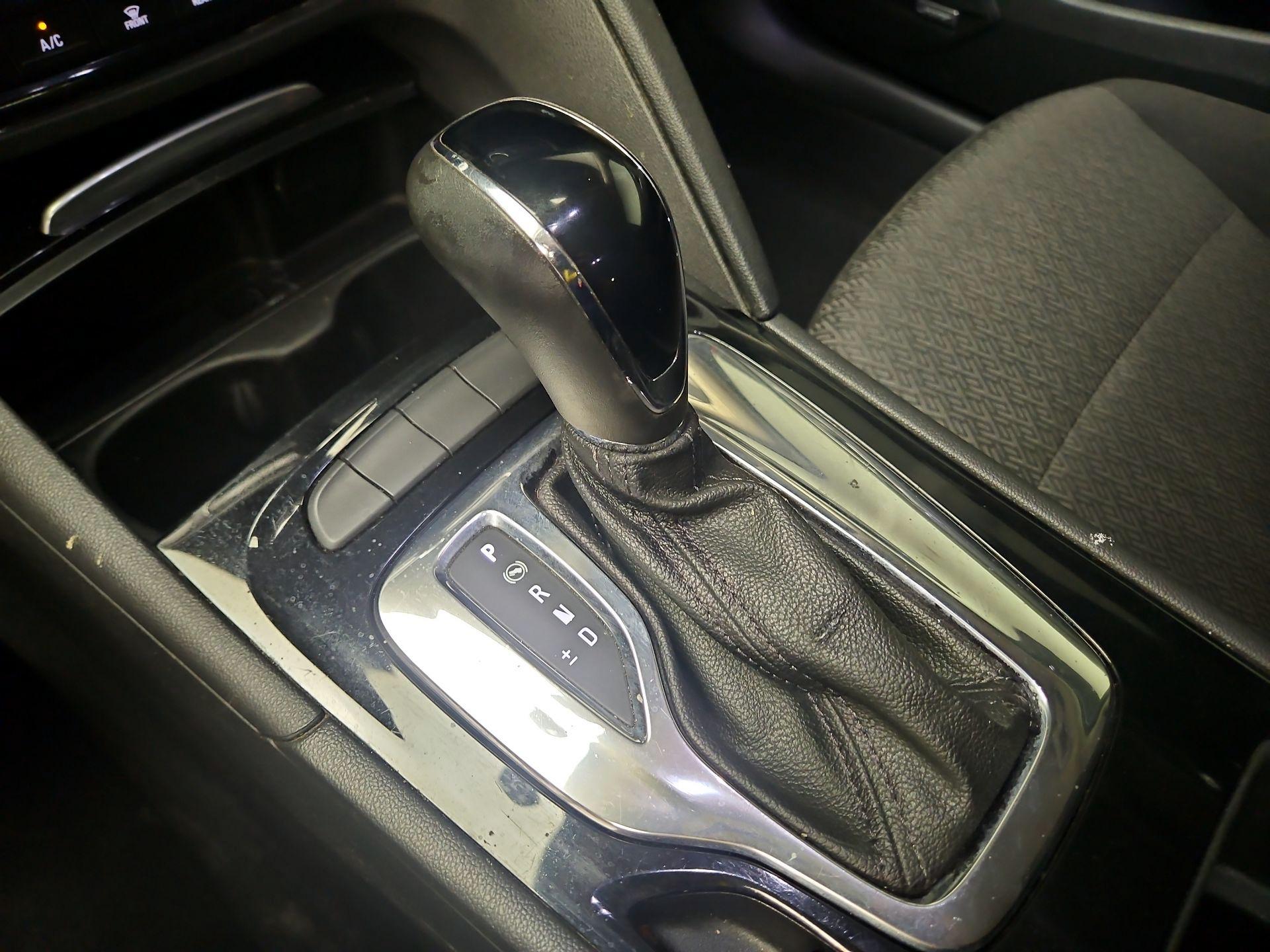 Thumbnail: 2019 Buick Regal - 18