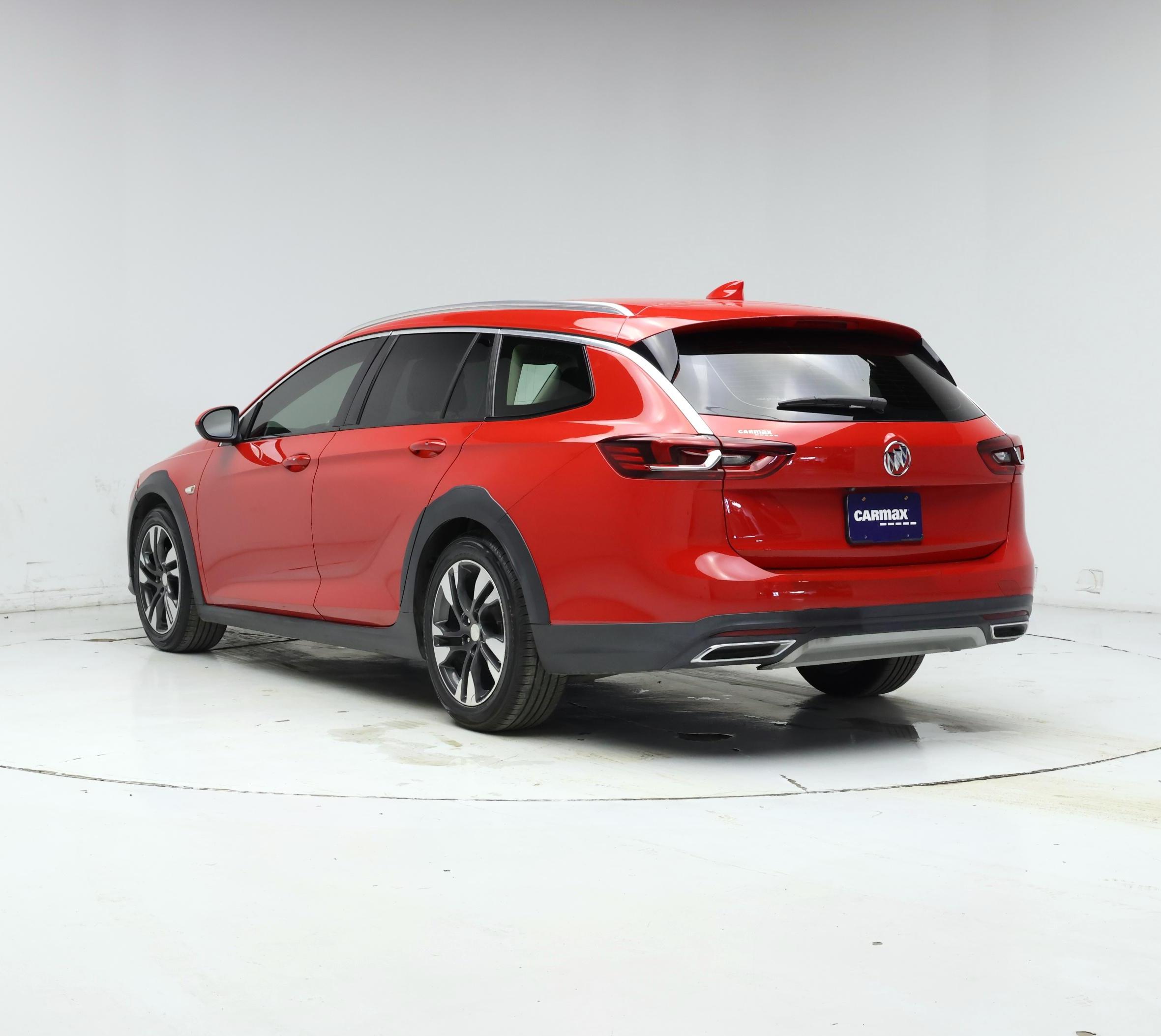 Thumbnail: 2019 Buick Regal - 2