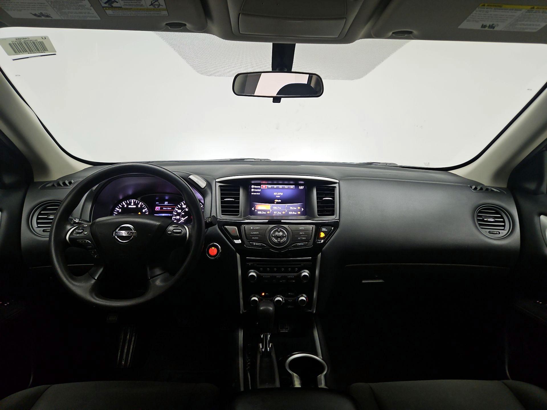 Thumbnail: 2020 Nissan Pathfinder - 9