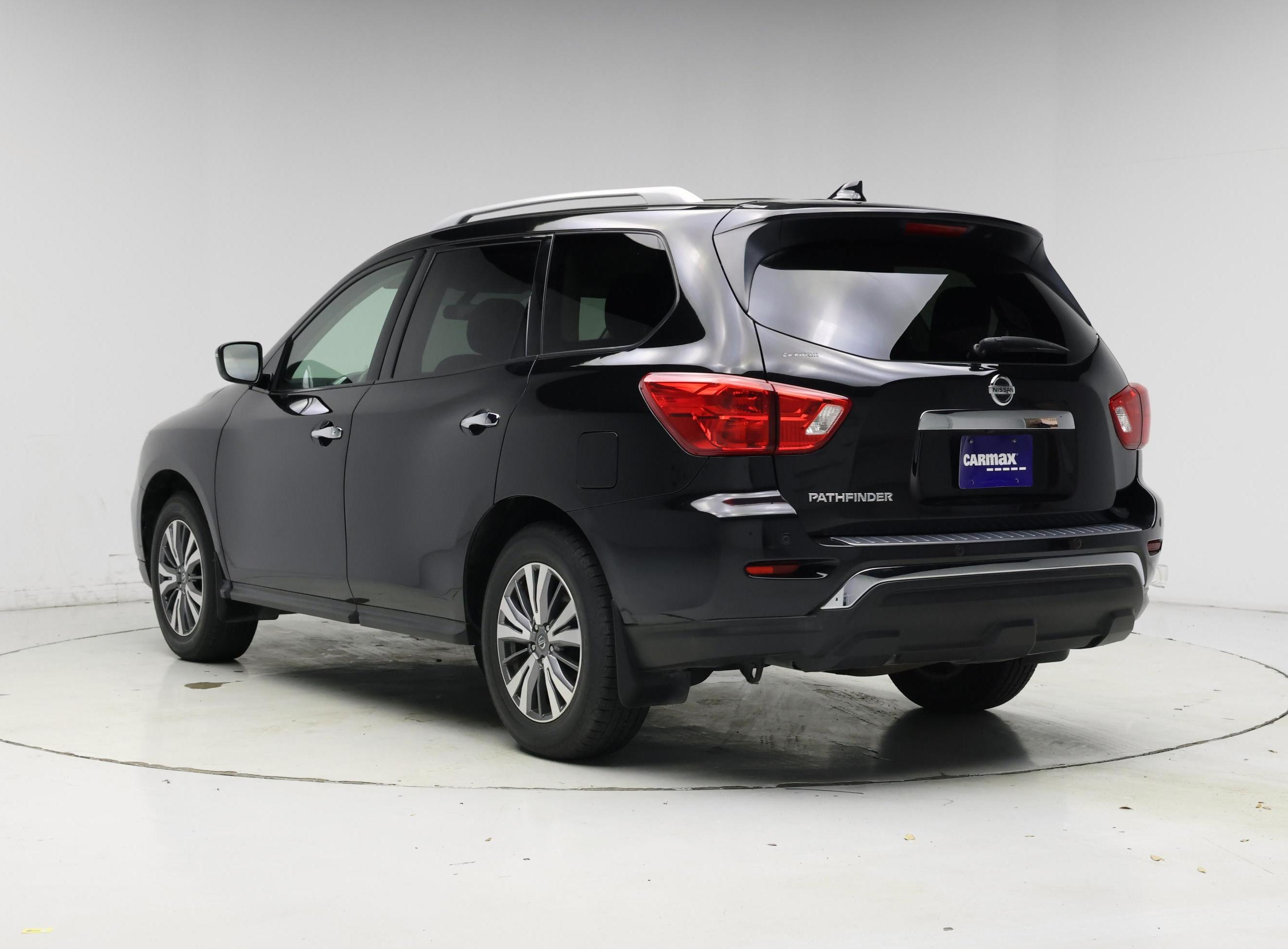 Thumbnail: 2020 Nissan Pathfinder - 2