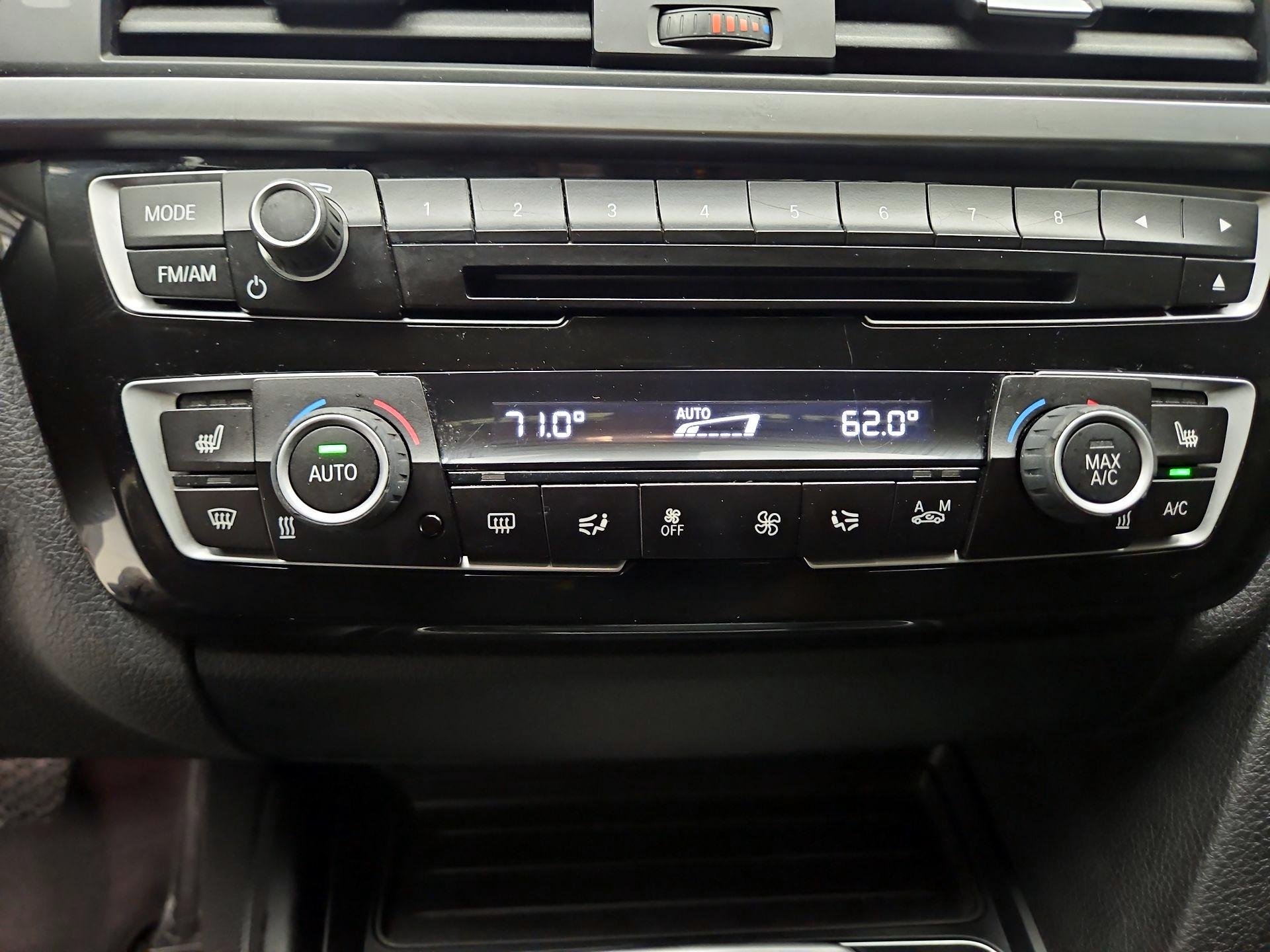 Thumbnail: 2018 BMW 3 Series - 16