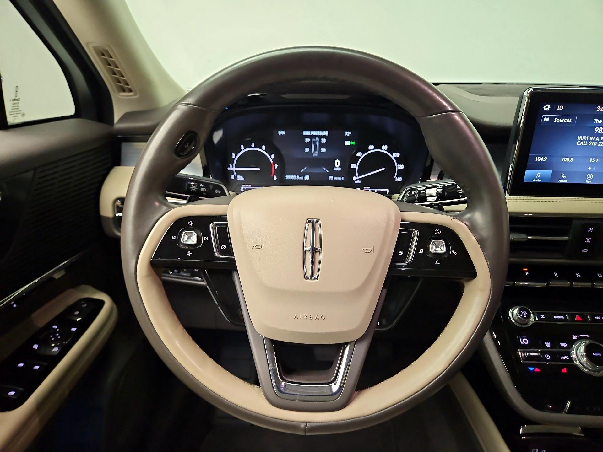 Thumbnail: 2020 Lincoln Corsair - 10