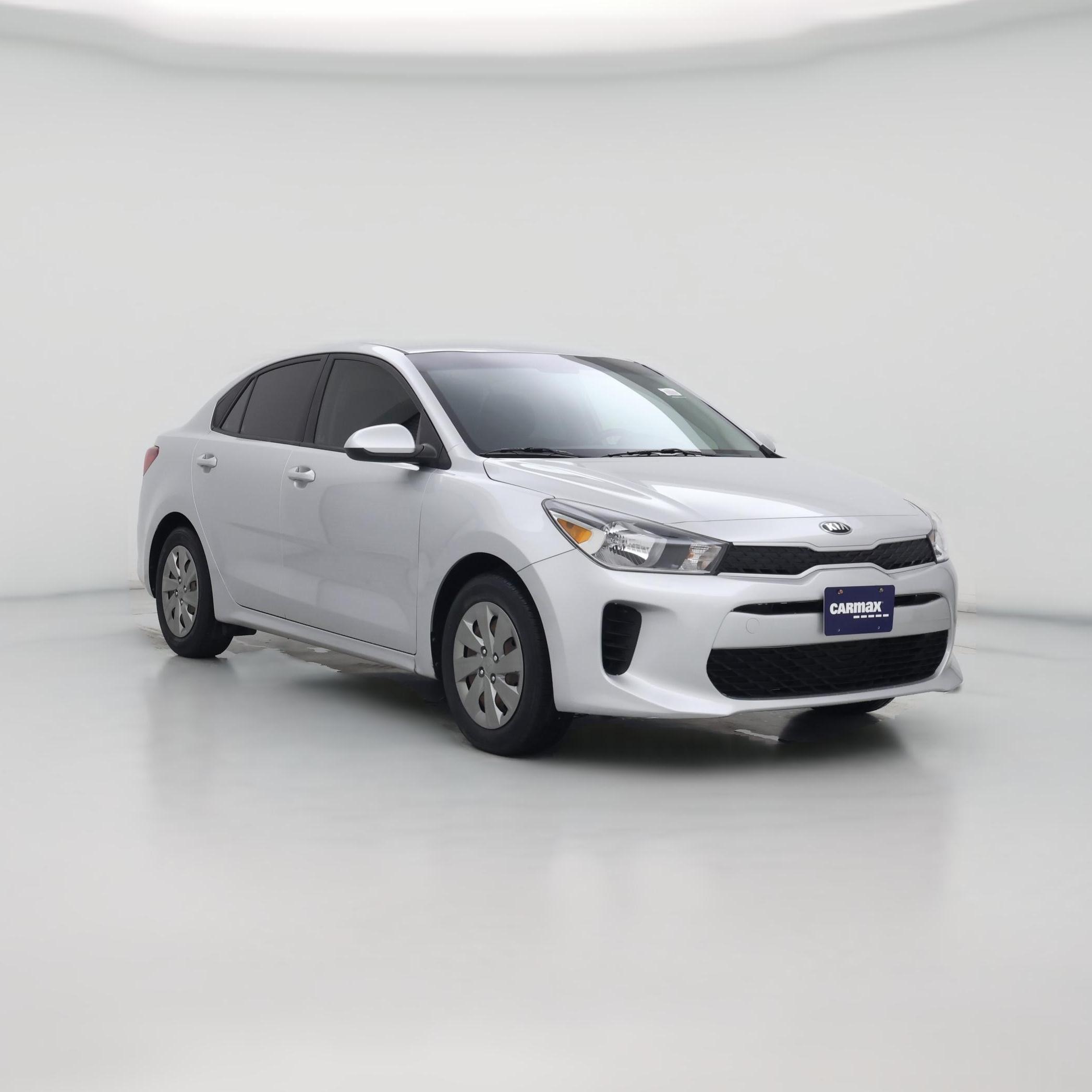 Thumbnail: 2020 Kia Rio - 1