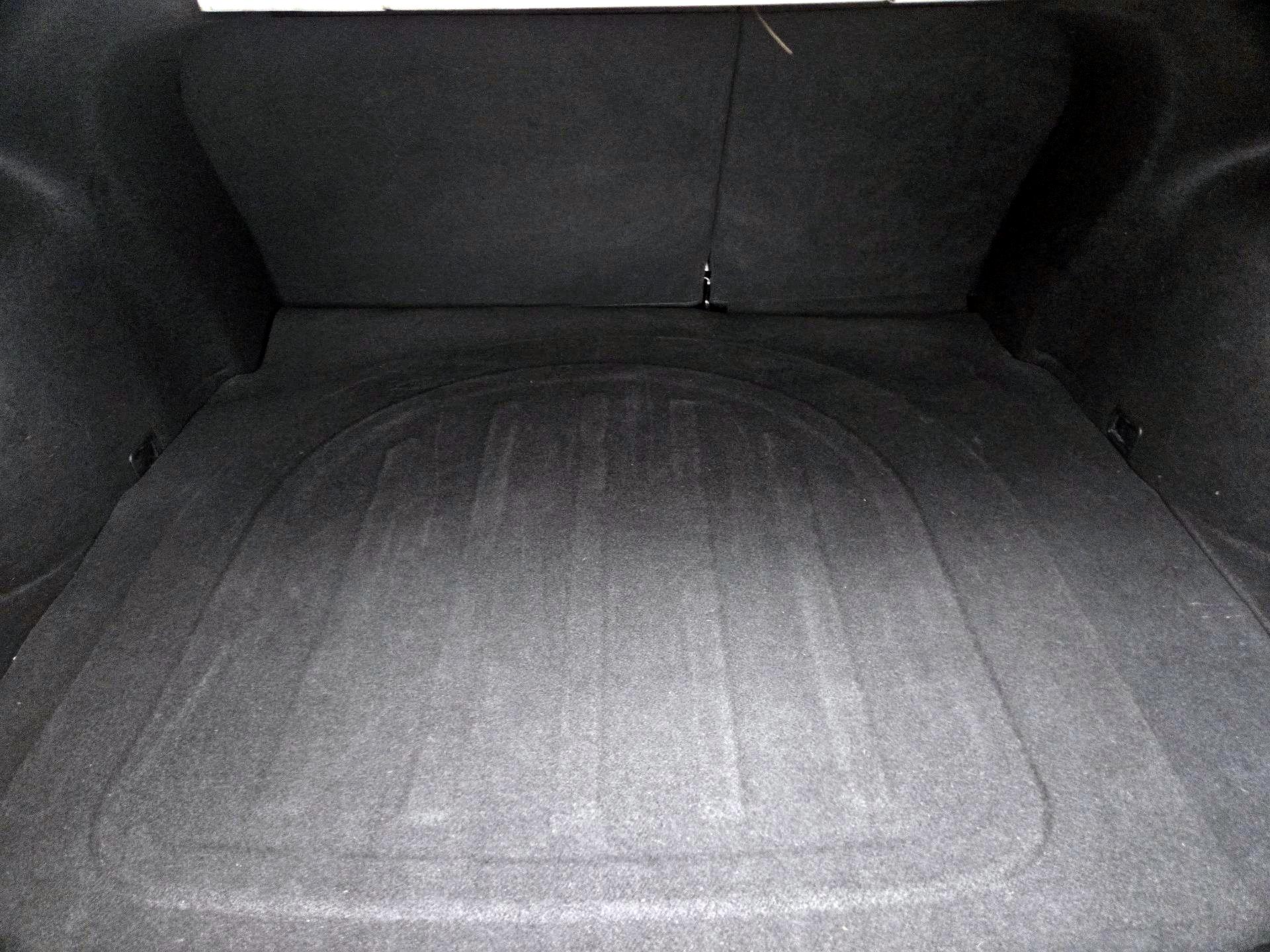 Thumbnail: 2020 Kia Rio - 20