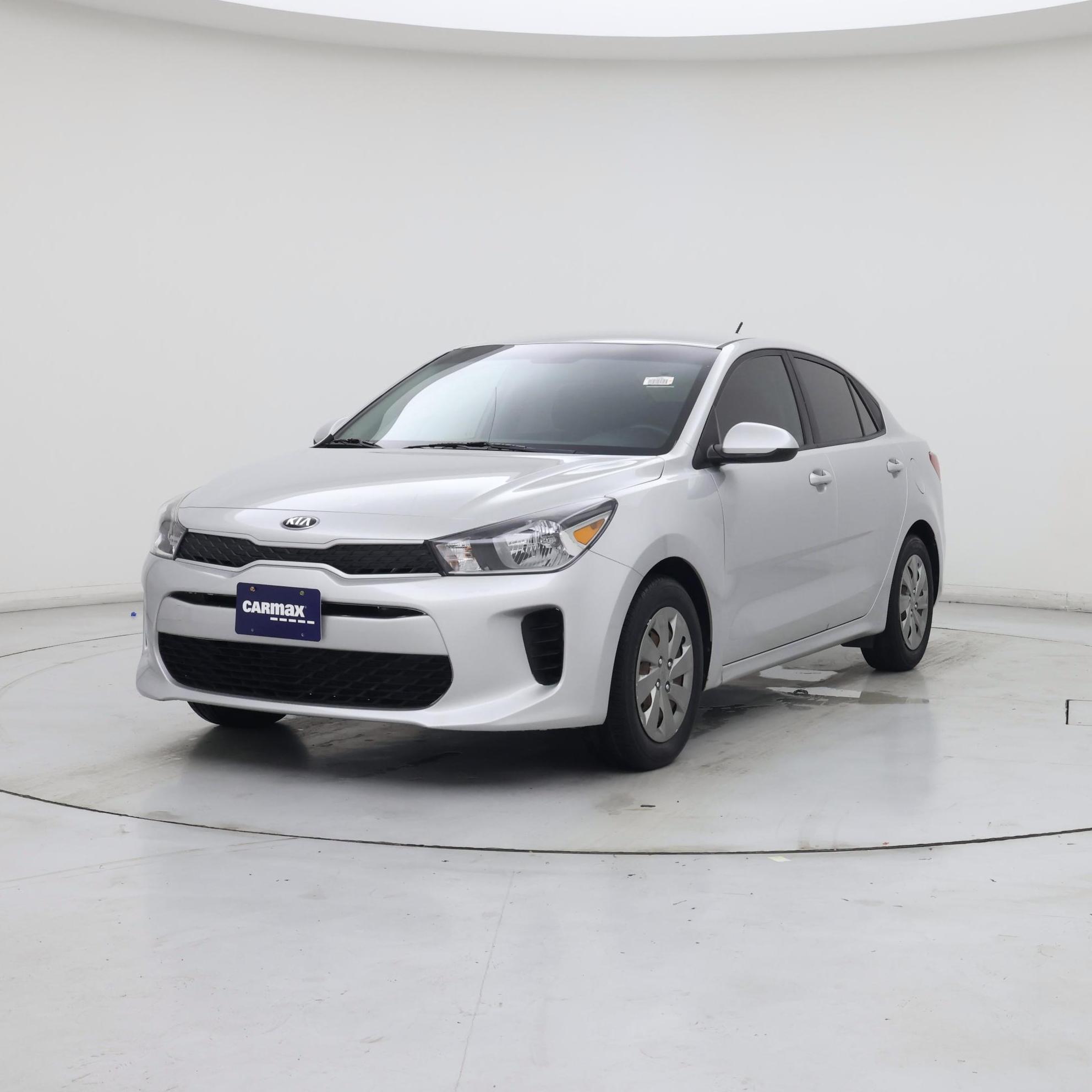 Thumbnail: 2020 Kia Rio - 4