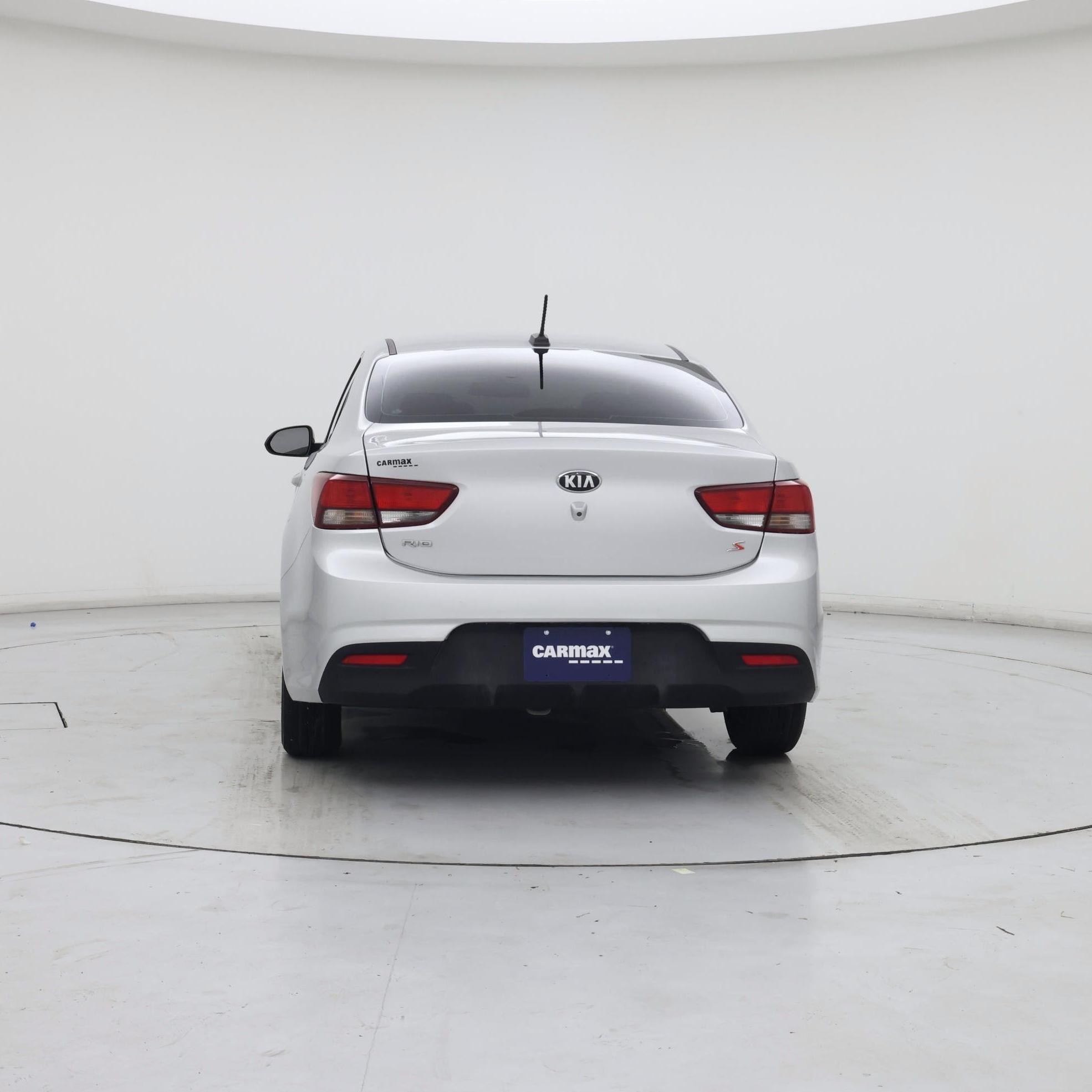 Thumbnail: 2020 Kia Rio - 6