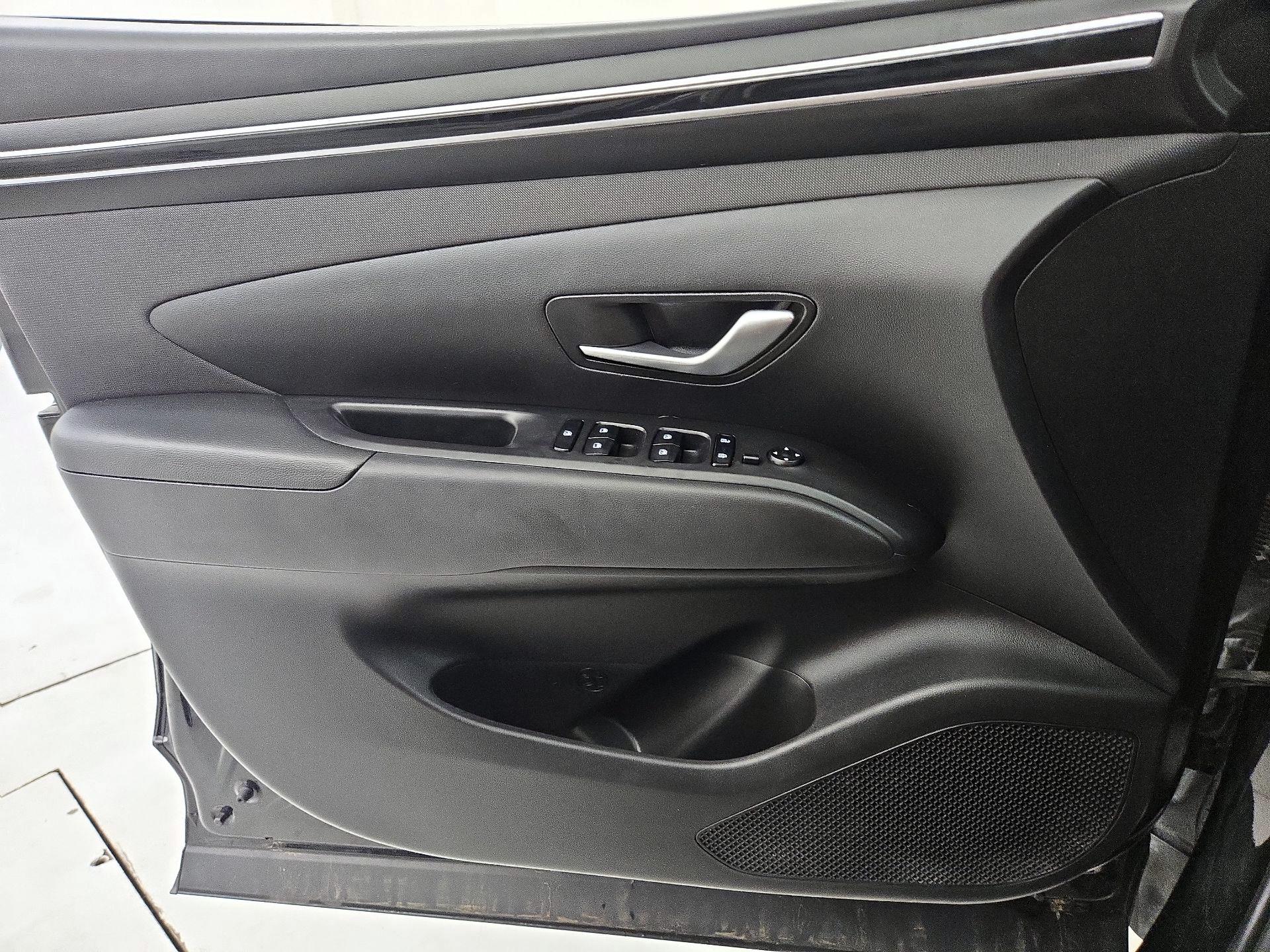 Thumbnail: 2023 Hyundai Tucson - 12