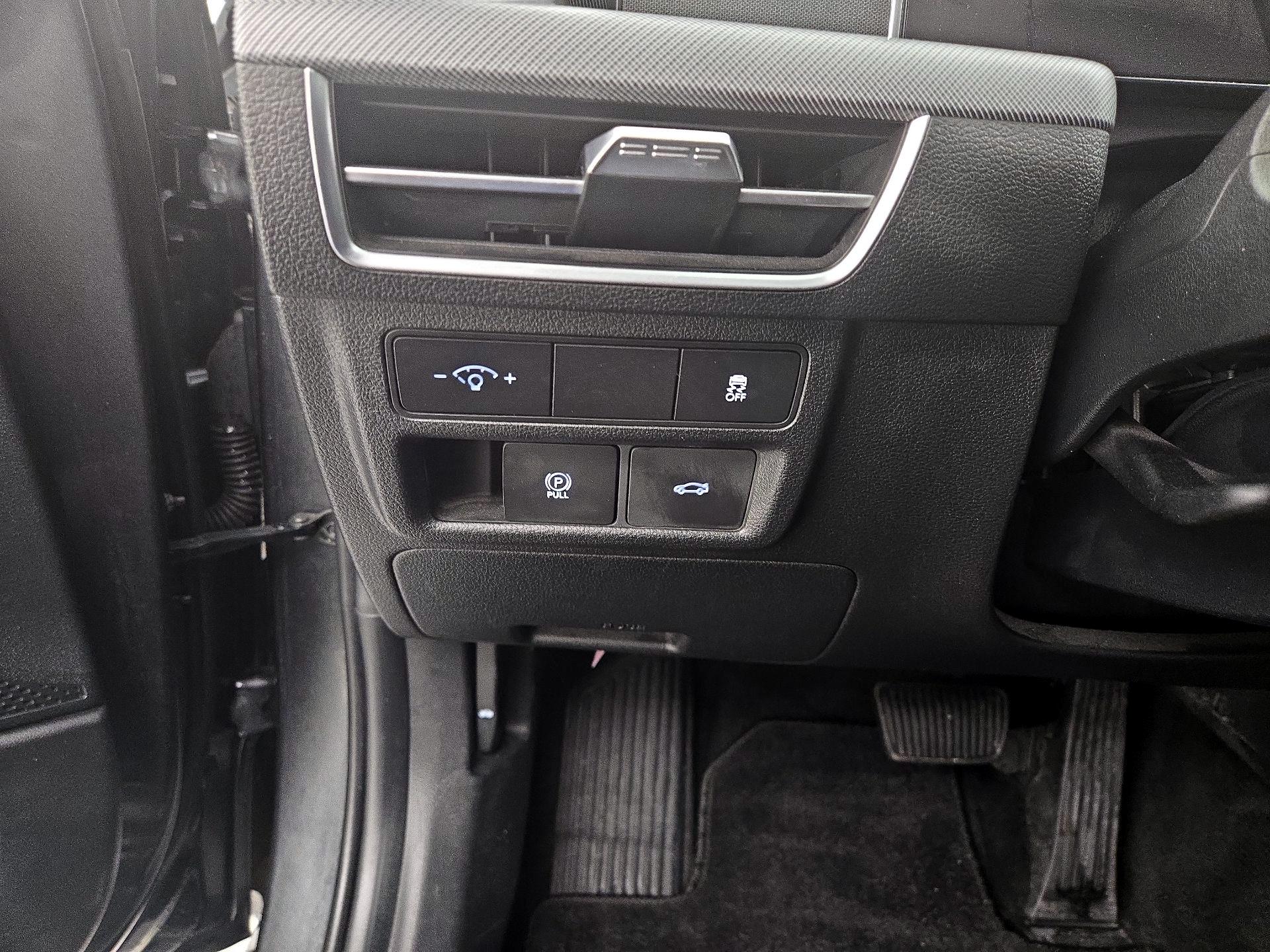 Thumbnail: 2024 Hyundai Sonata - 13