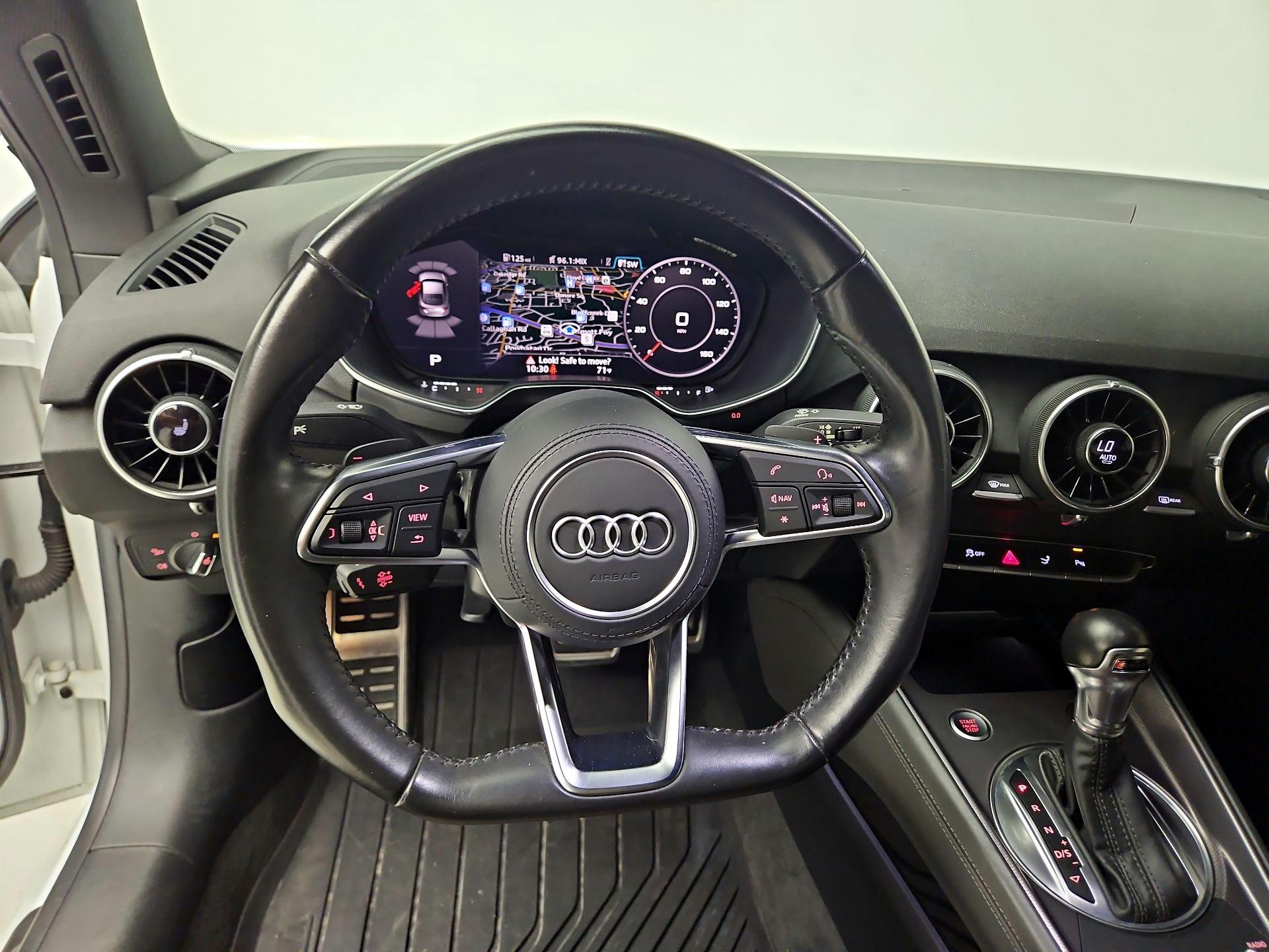 Thumbnail: 2016 Audi TT - 10