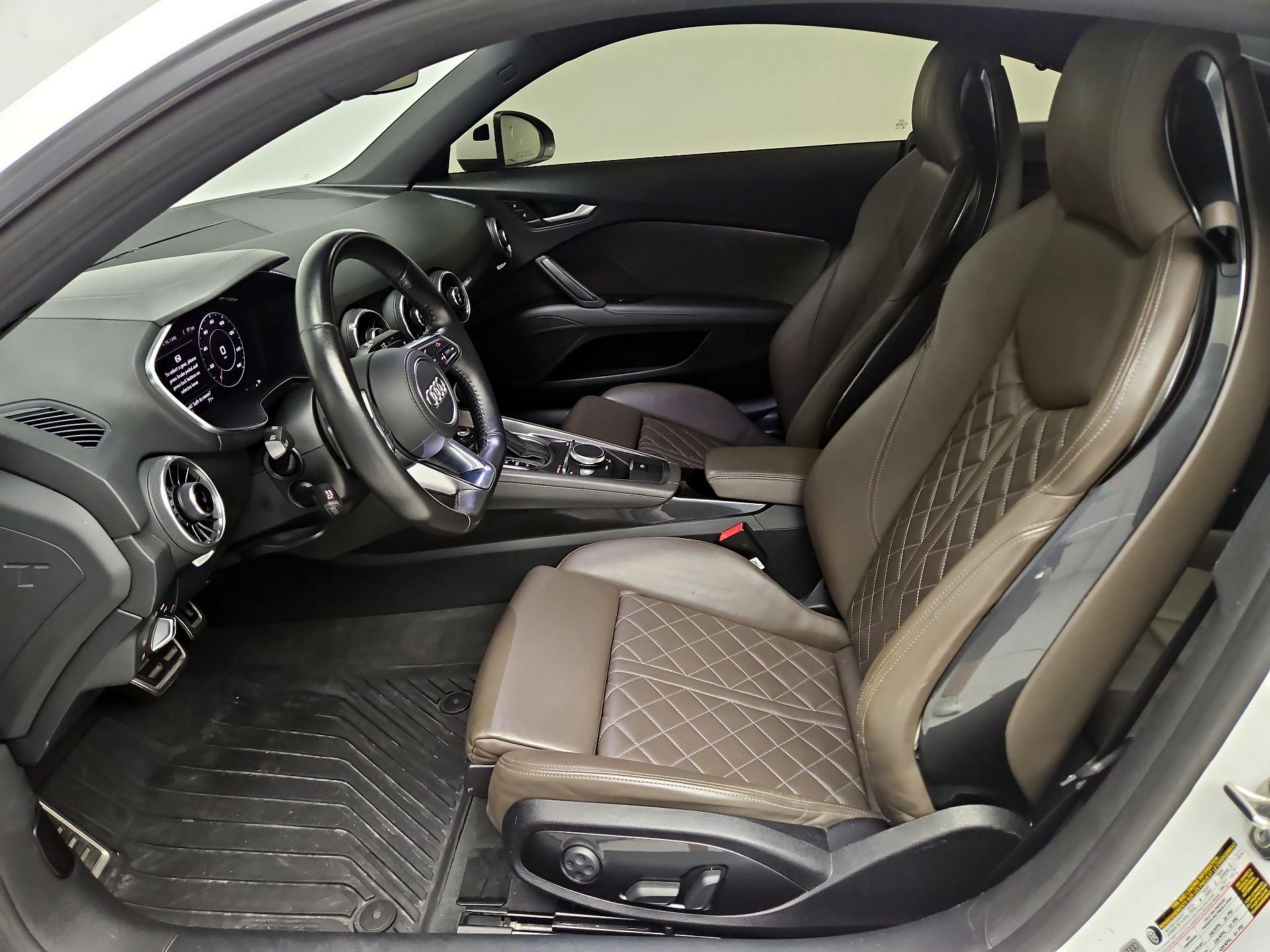 Thumbnail: 2016 Audi TT - 11