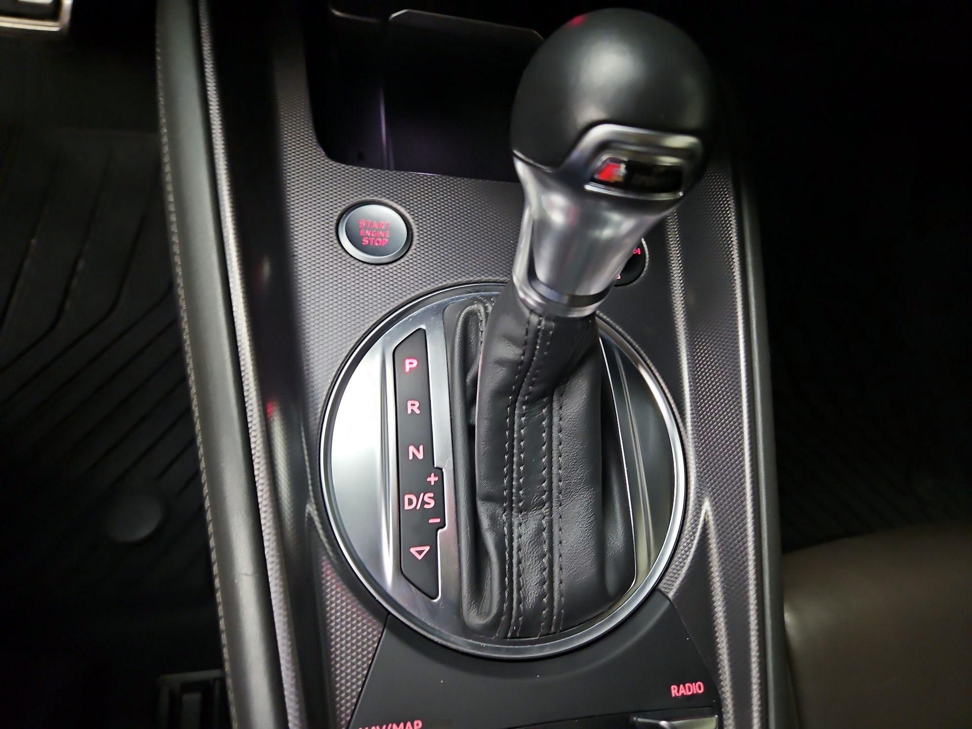 Thumbnail: 2016 Audi TT - 18