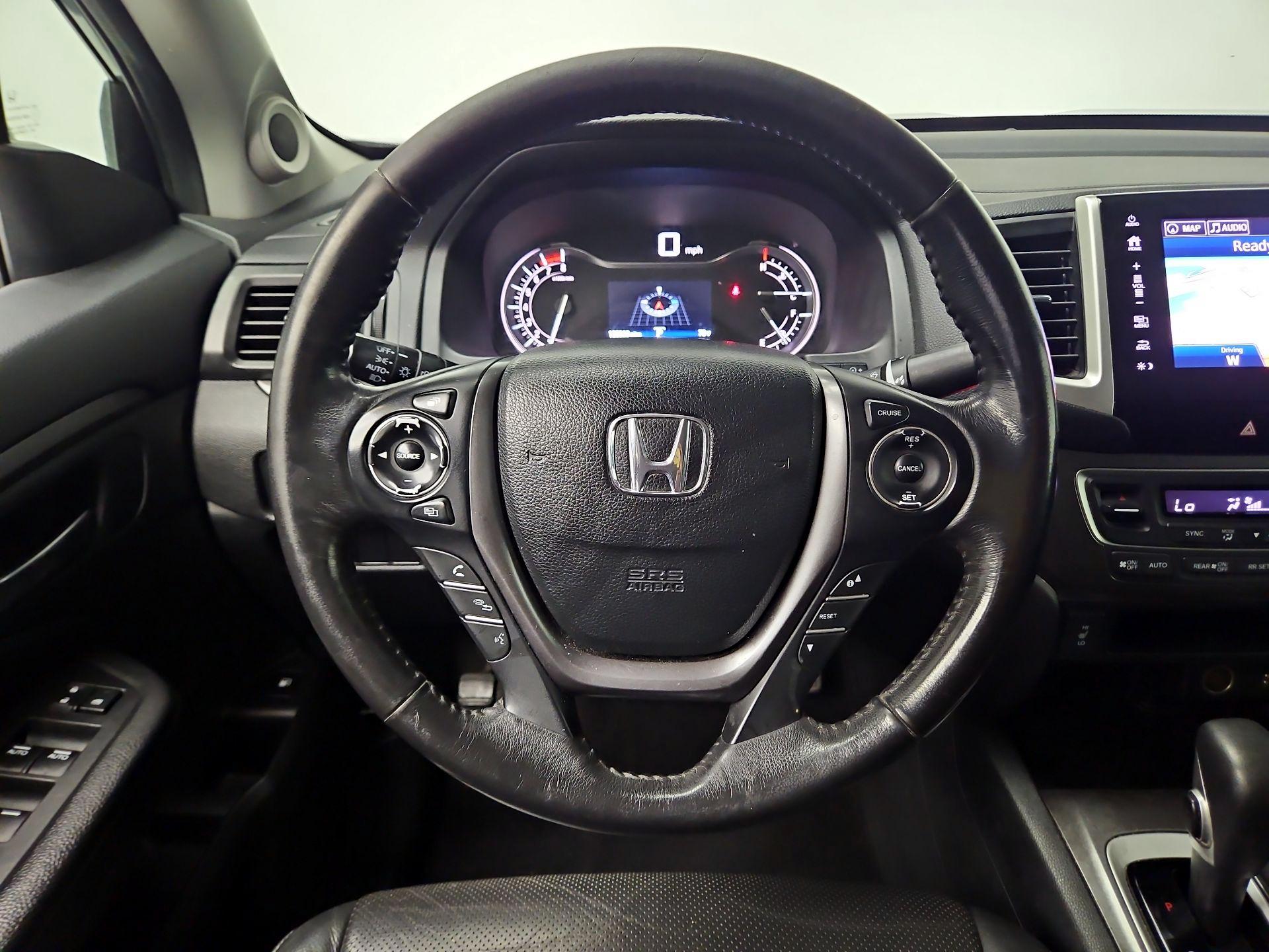 Thumbnail: 2017 Honda Ridgeline - 10