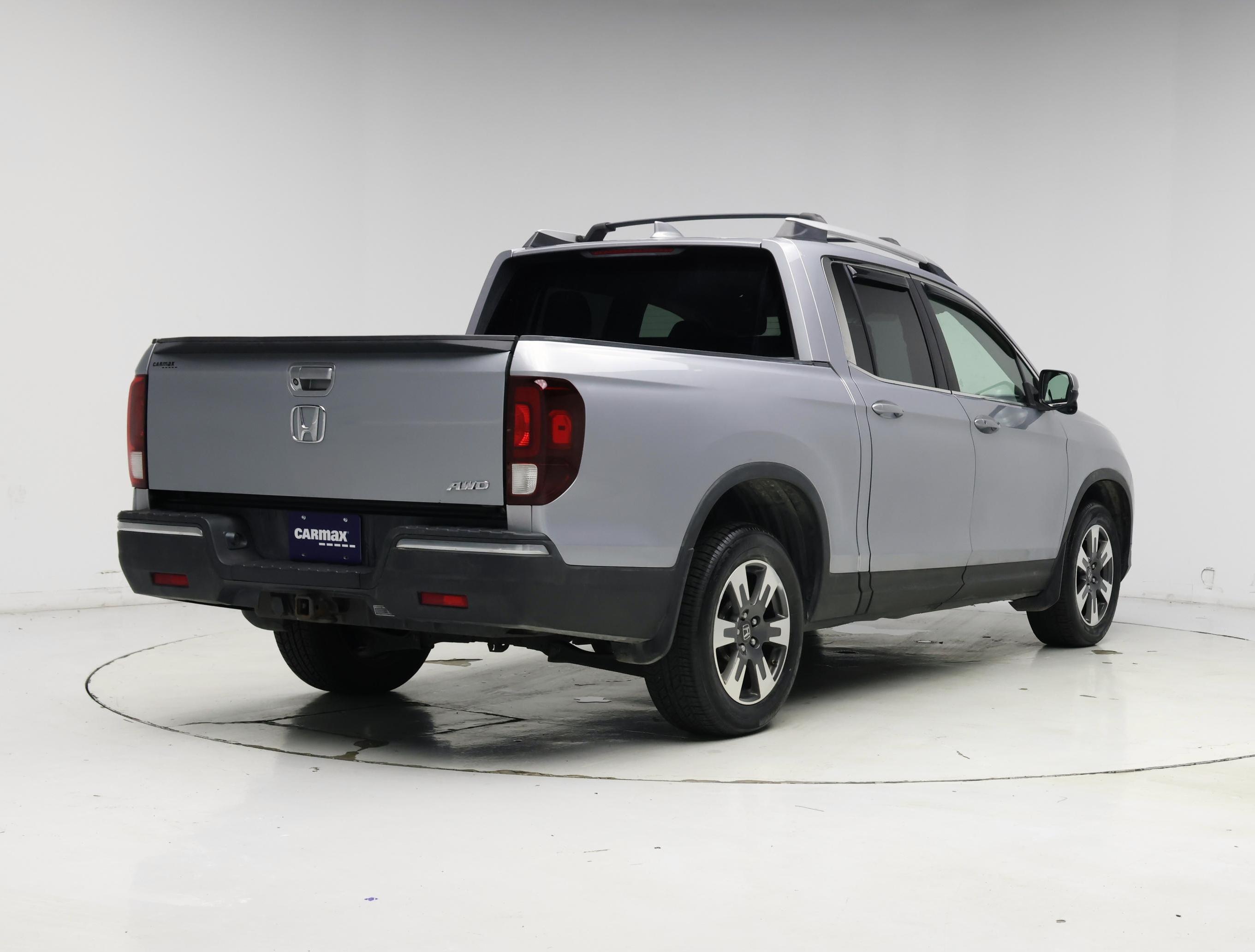 Thumbnail: 2017 Honda Ridgeline - 8