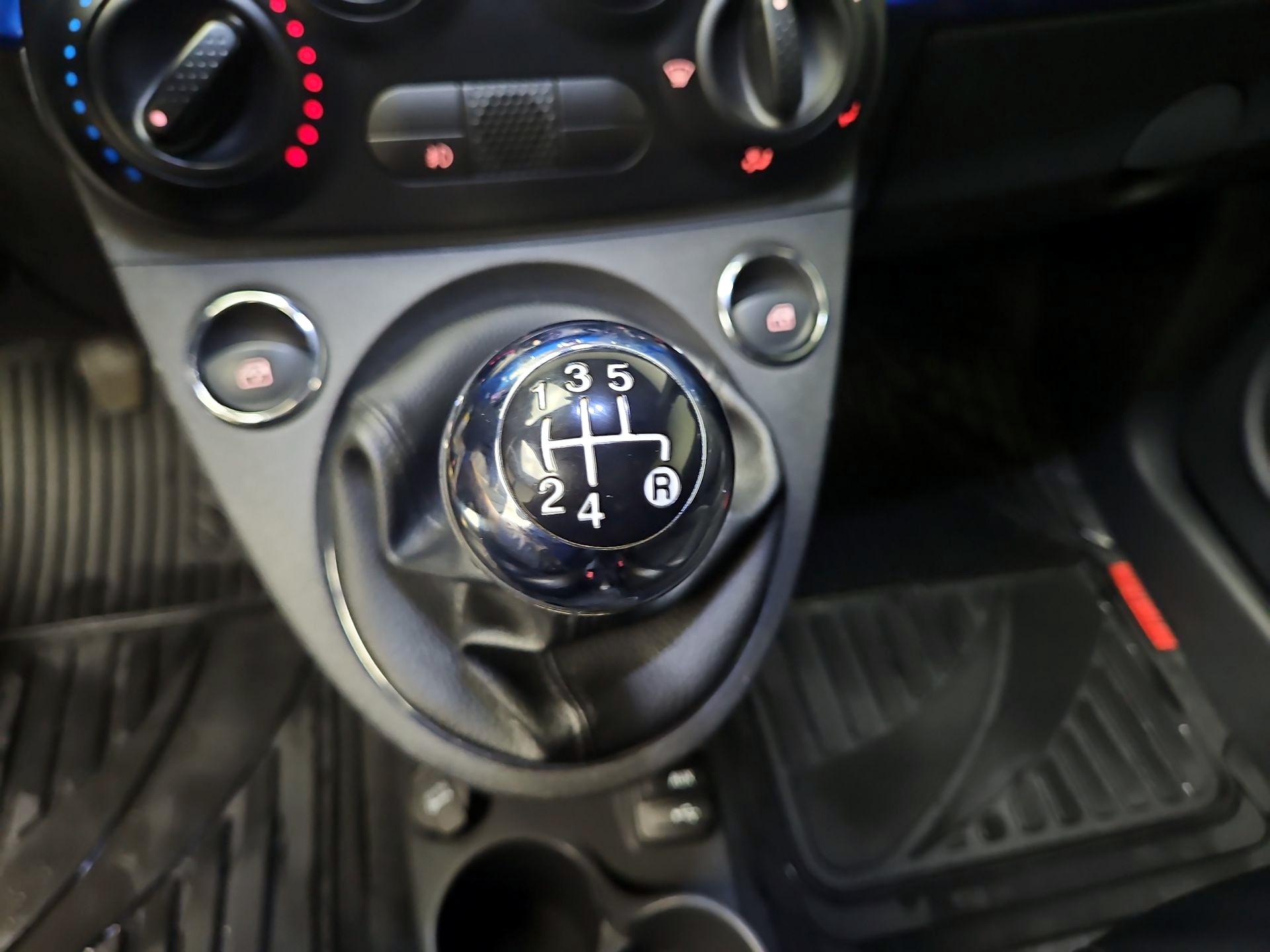 Thumbnail: 2015 Fiat 500 - 16