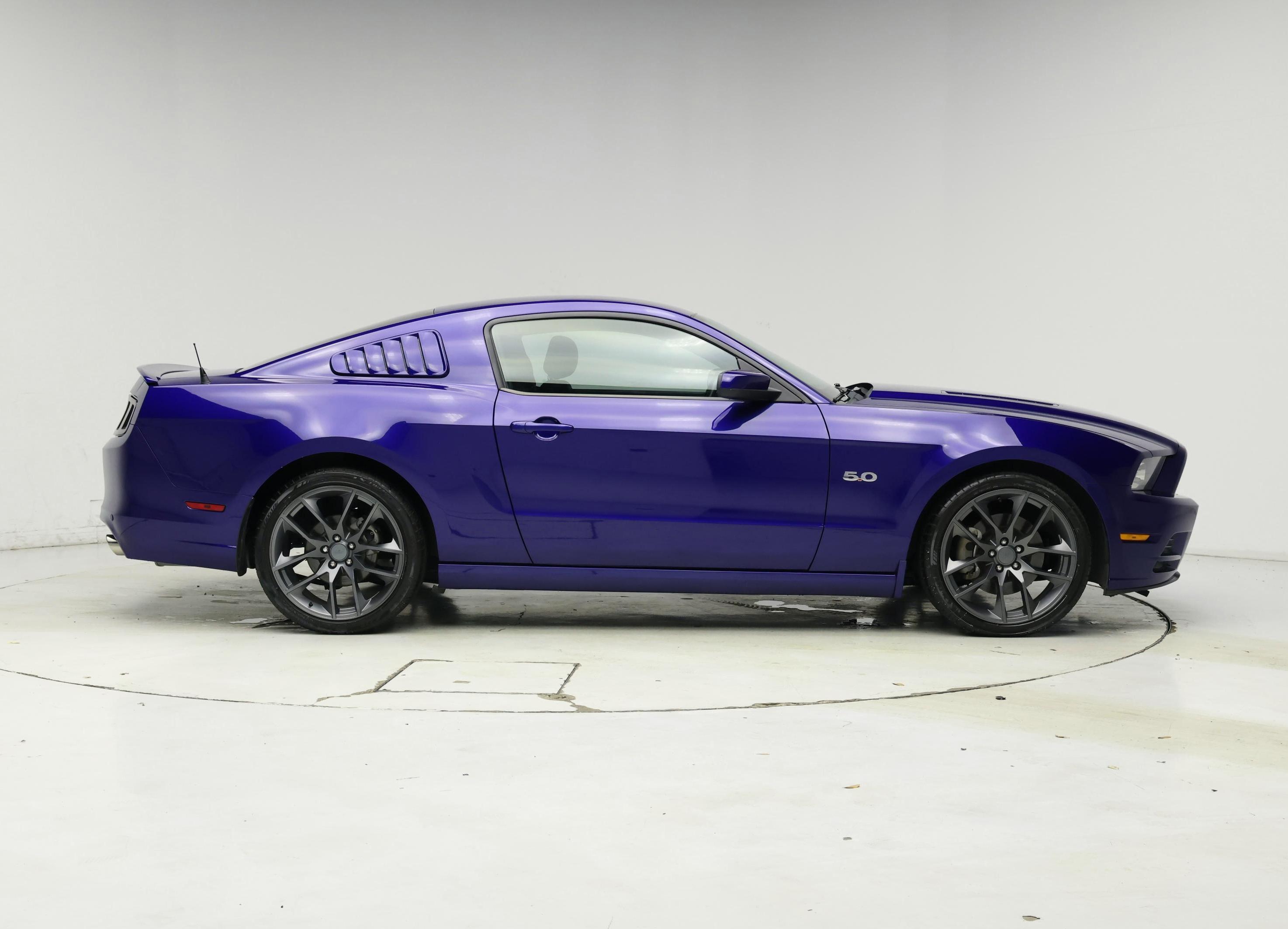 Thumbnail: 2014 Ford Mustang - 7