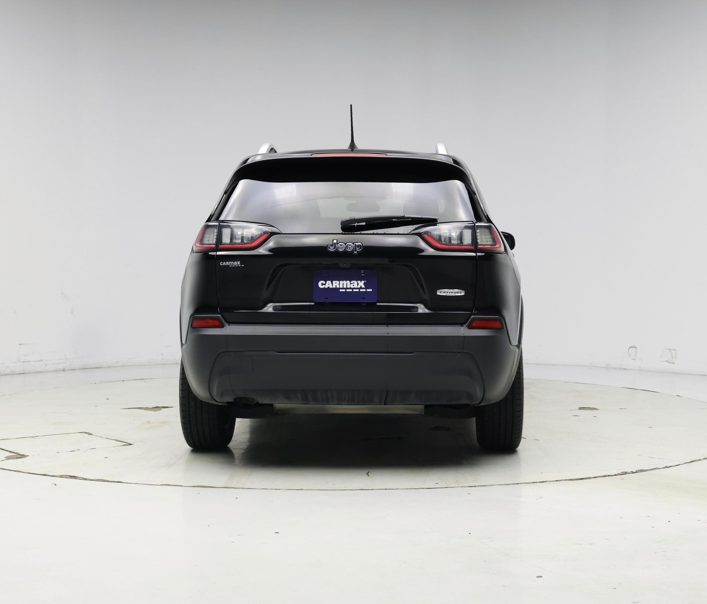 Thumbnail: 2019 Jeep Cherokee - 6