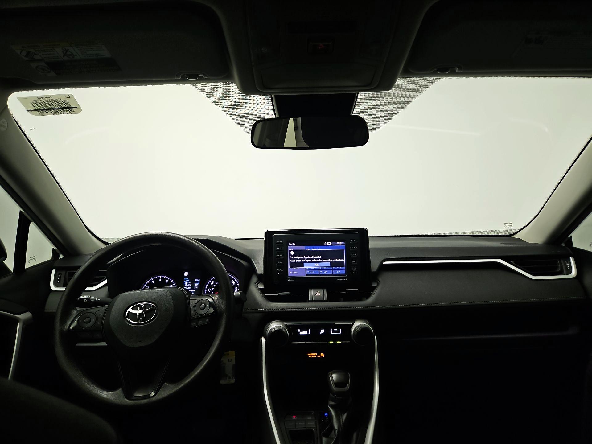 Thumbnail: 2021 Toyota RAV4 - 9