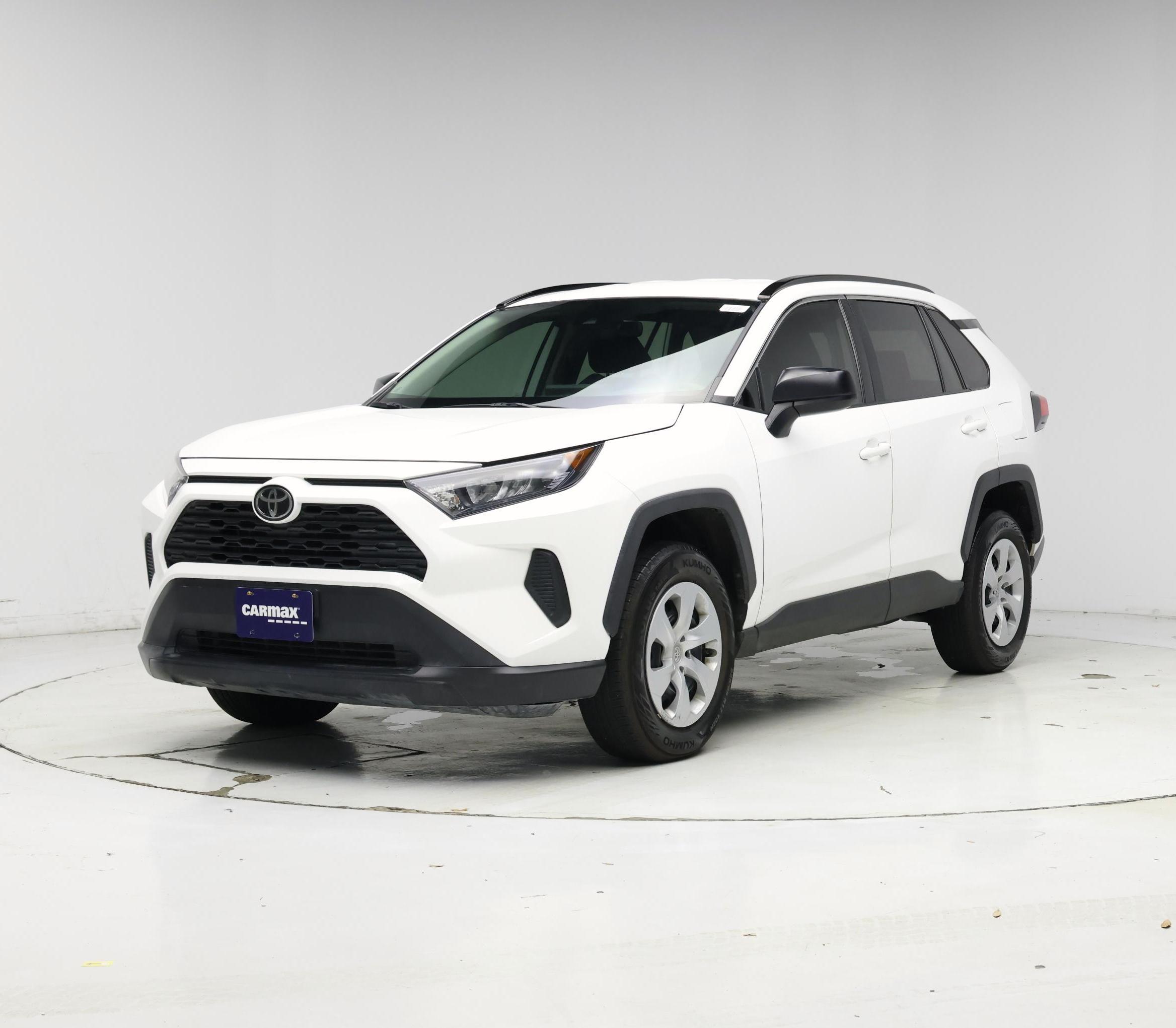 Thumbnail: 2021 Toyota RAV4 - 4