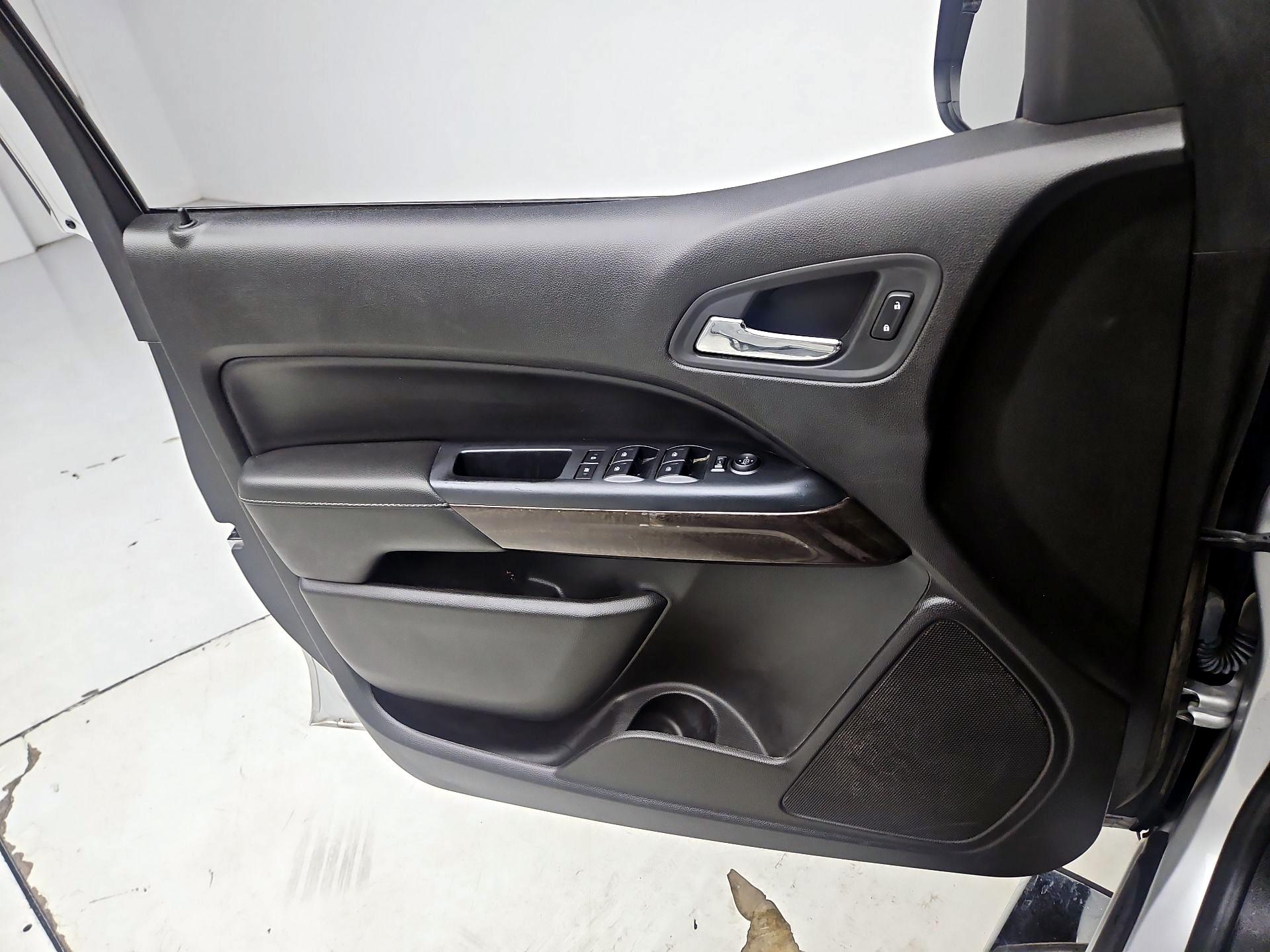Thumbnail: 2016 GMC Canyon - 12
