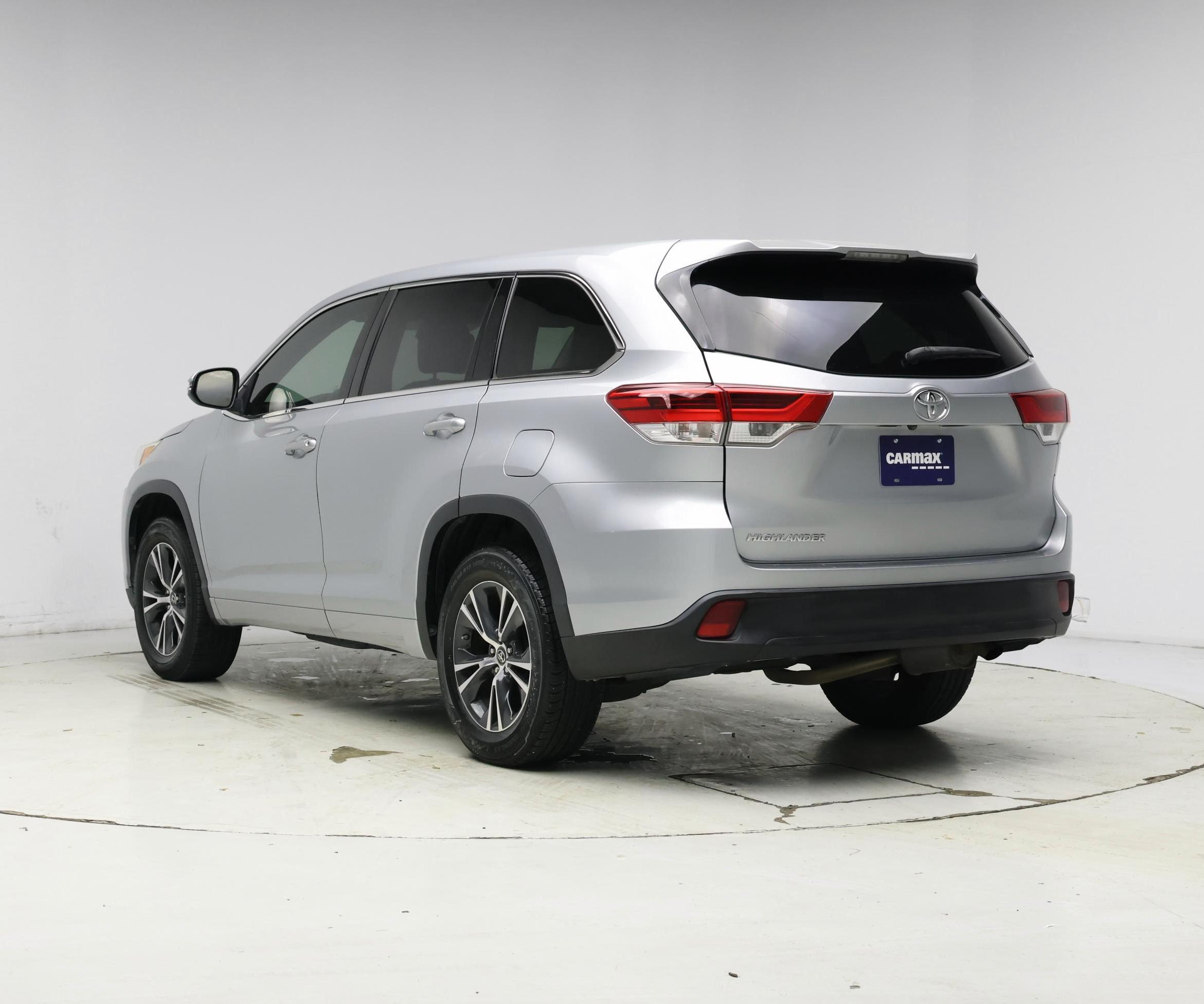 Thumbnail: 2018 Toyota Highlander - 2