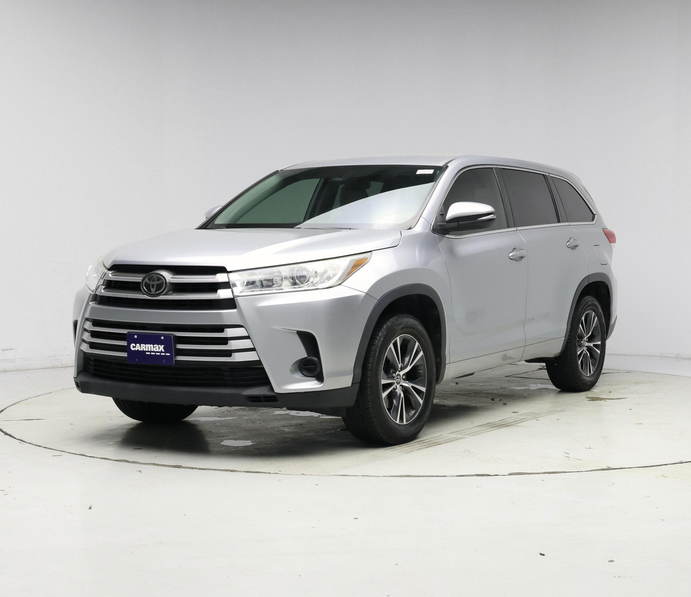 Thumbnail: 2018 Toyota Highlander - 4