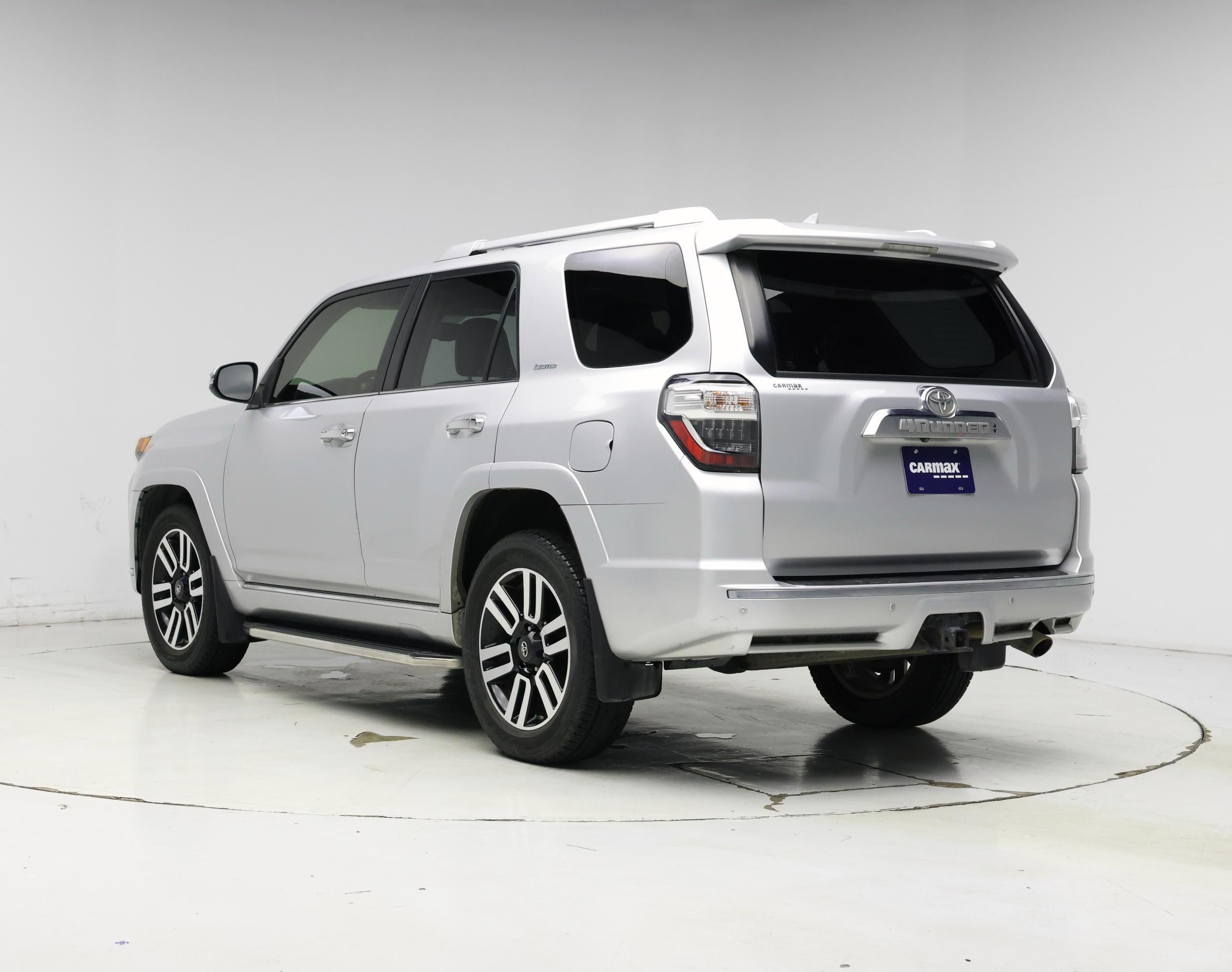 Thumbnail: 2015 Toyota 4Runner - 2