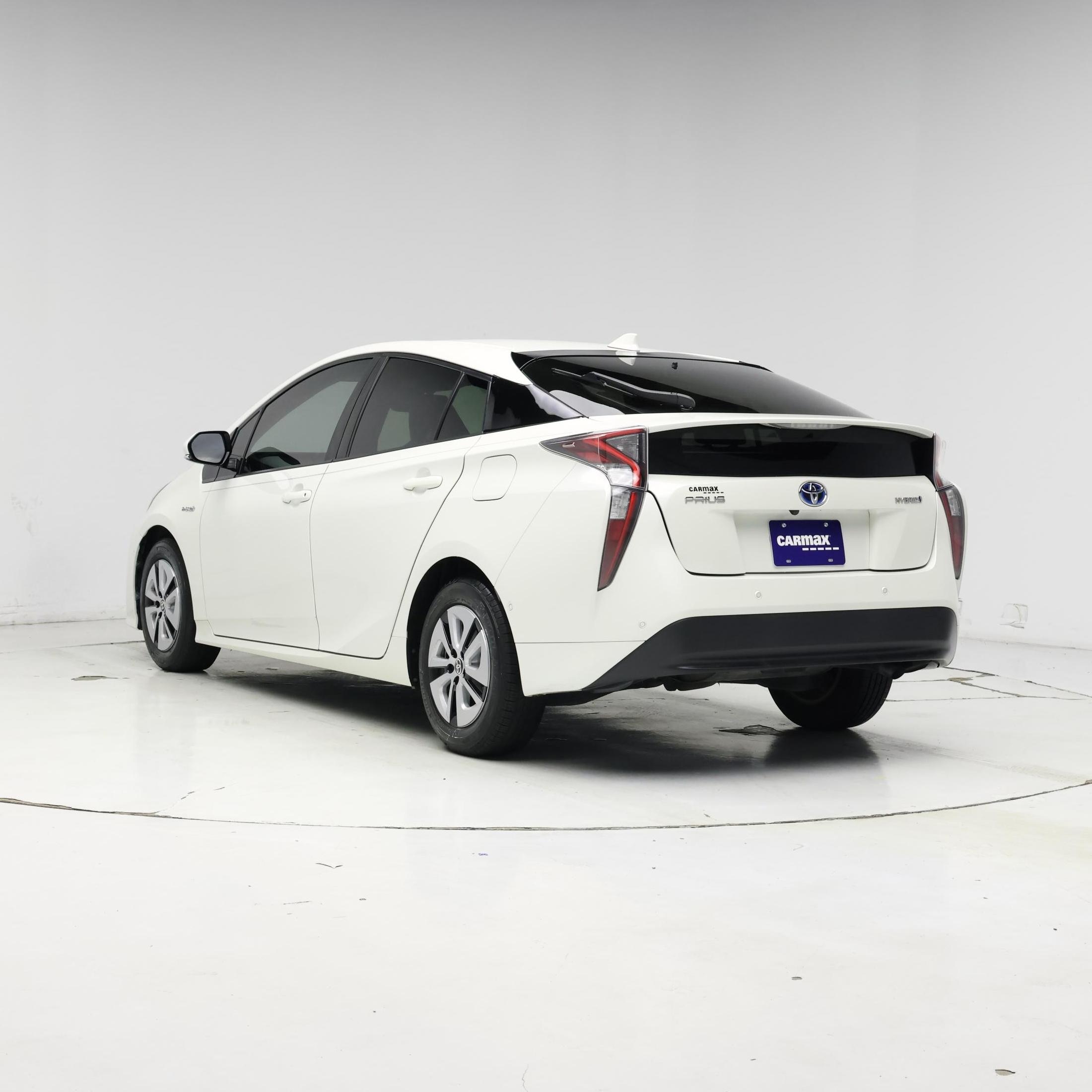 Thumbnail: 2017 Toyota Prius - 2