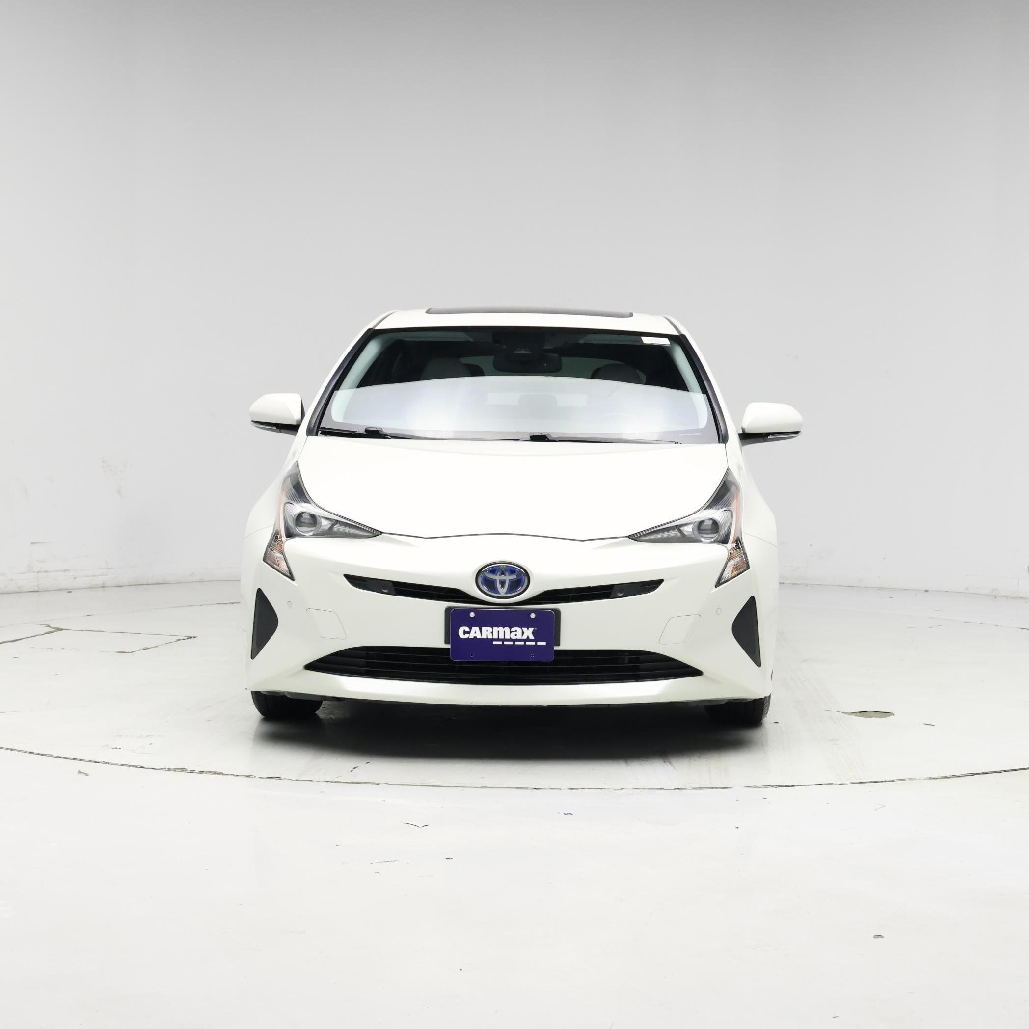 Thumbnail: 2017 Toyota Prius - 5