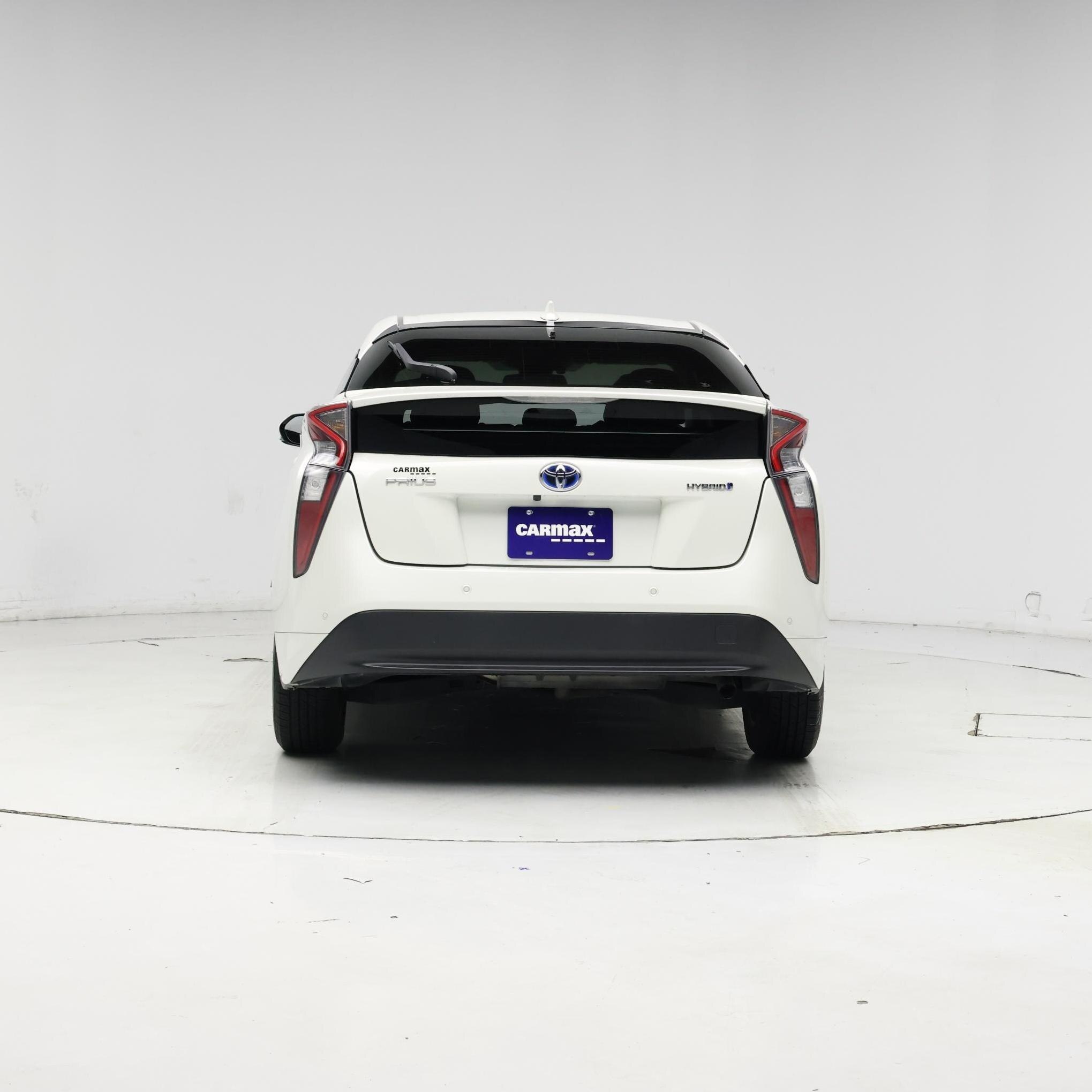 Thumbnail: 2017 Toyota Prius - 6