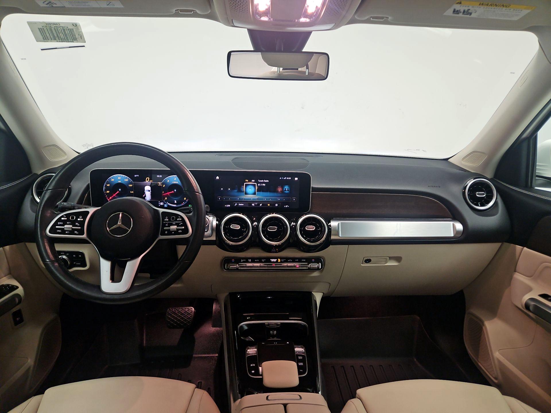 Thumbnail: 2020 Mercedes-Benz GLB - 9