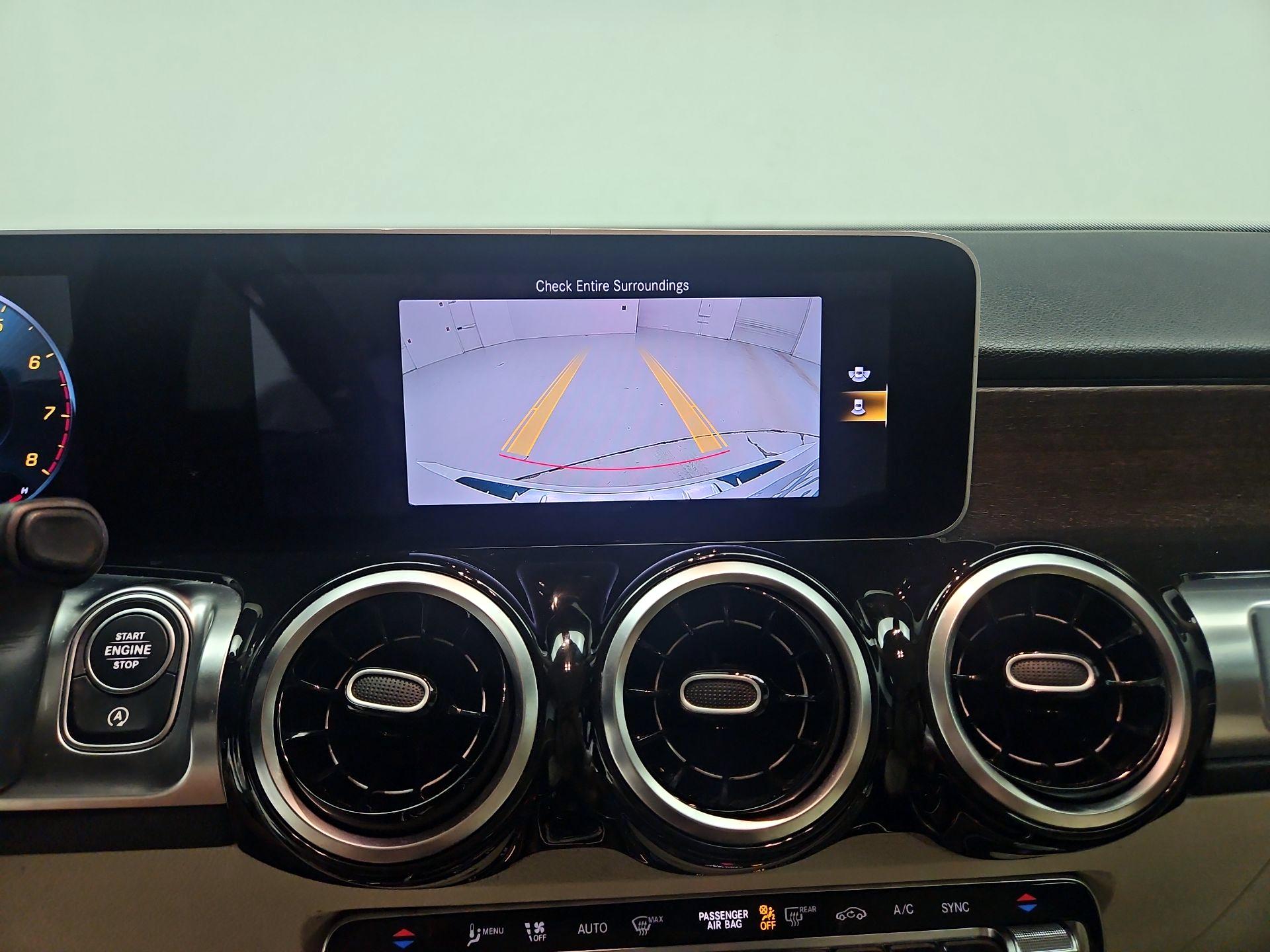 Thumbnail: 2020 Mercedes-Benz GLB - 14