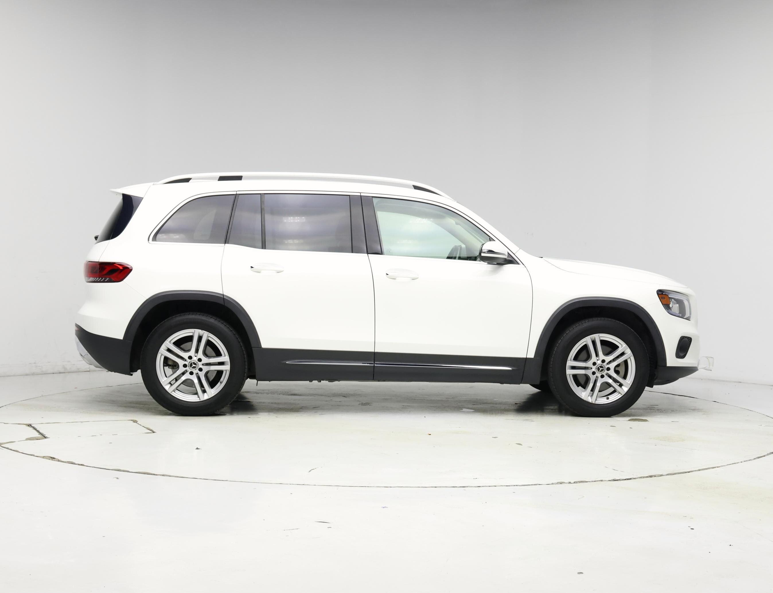 Thumbnail: 2020 Mercedes-Benz GLB - 7