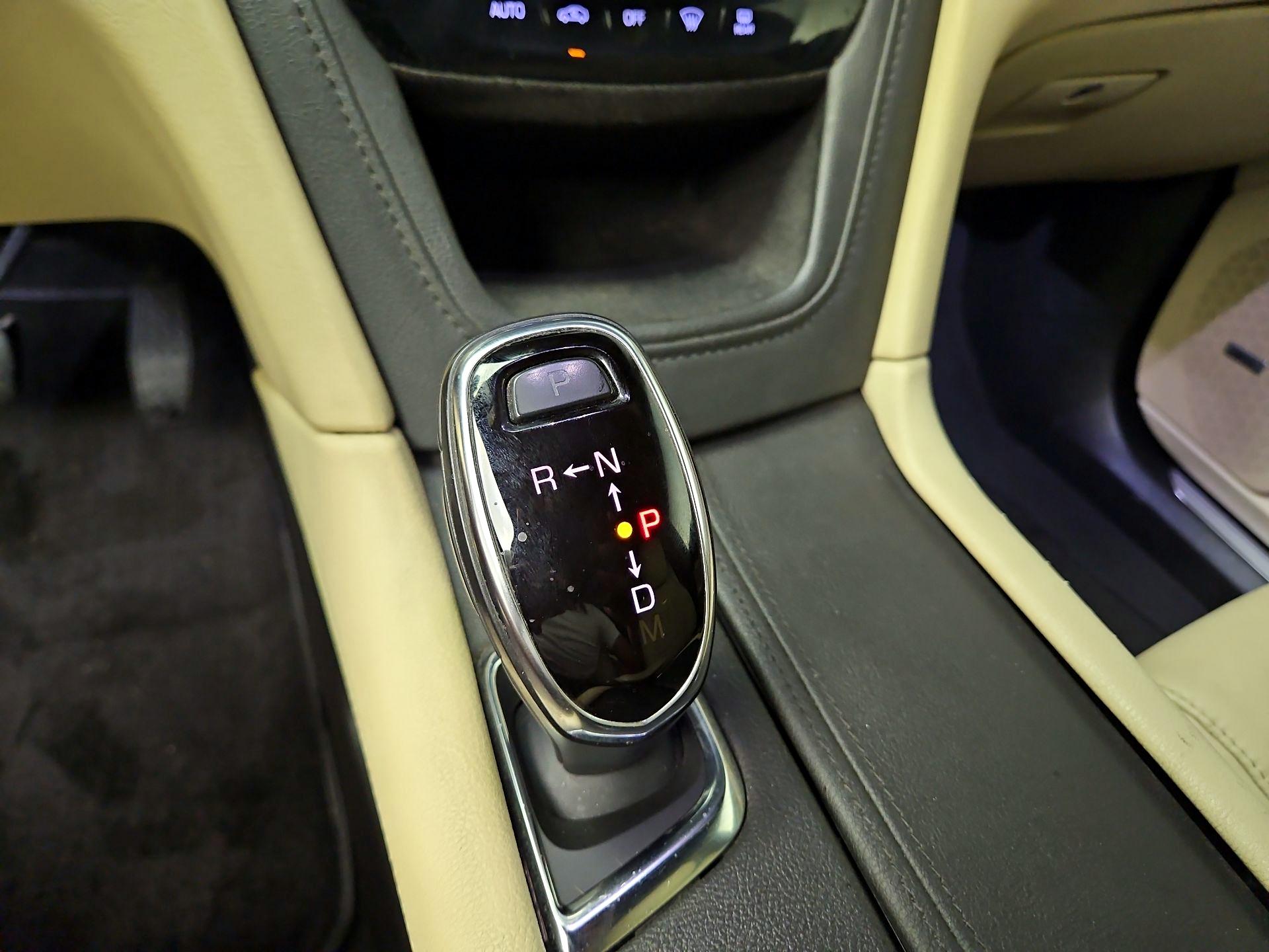 Thumbnail: 2019 Cadillac XT5 - 18
