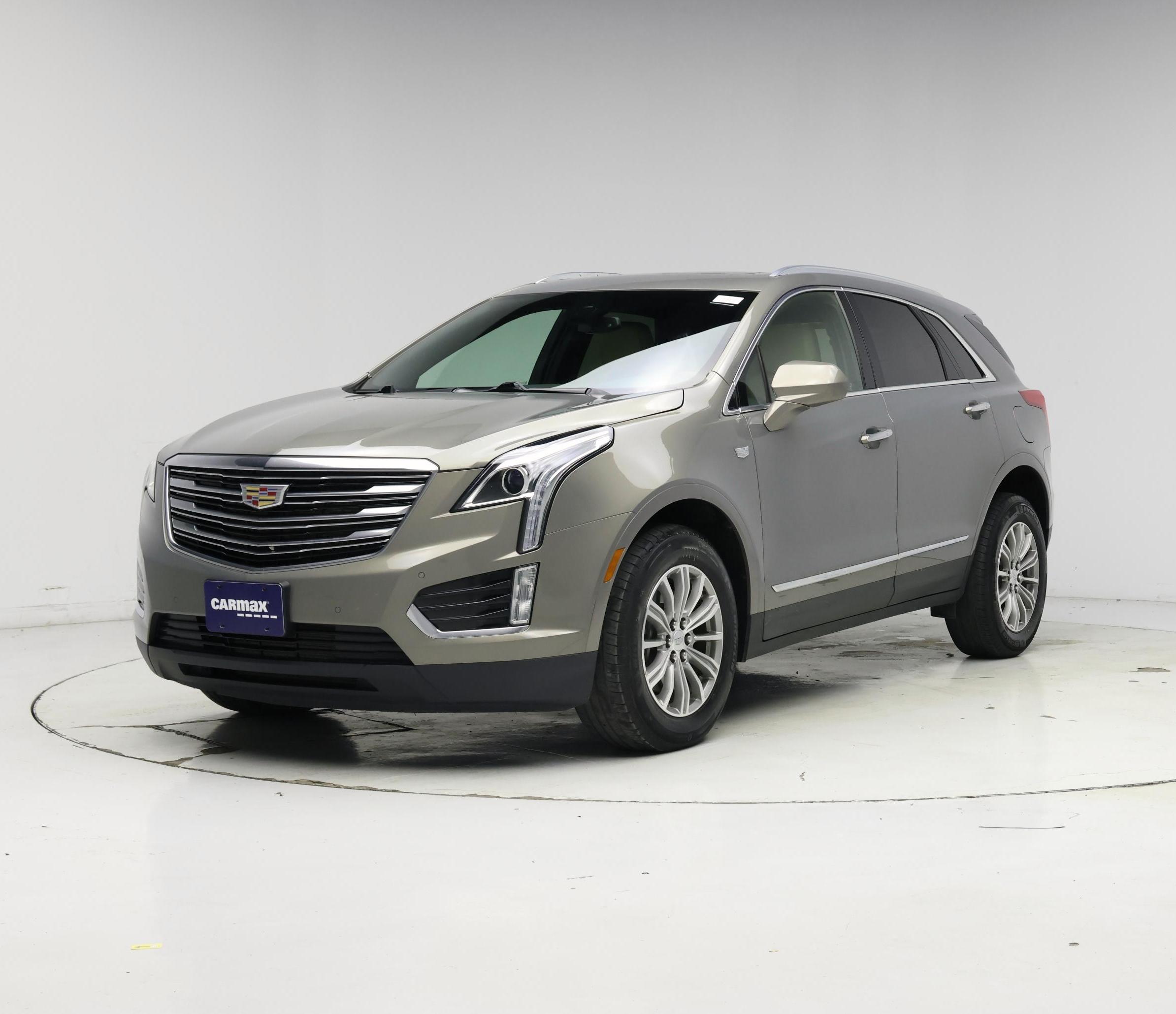 Thumbnail: 2019 Cadillac XT5 - 4