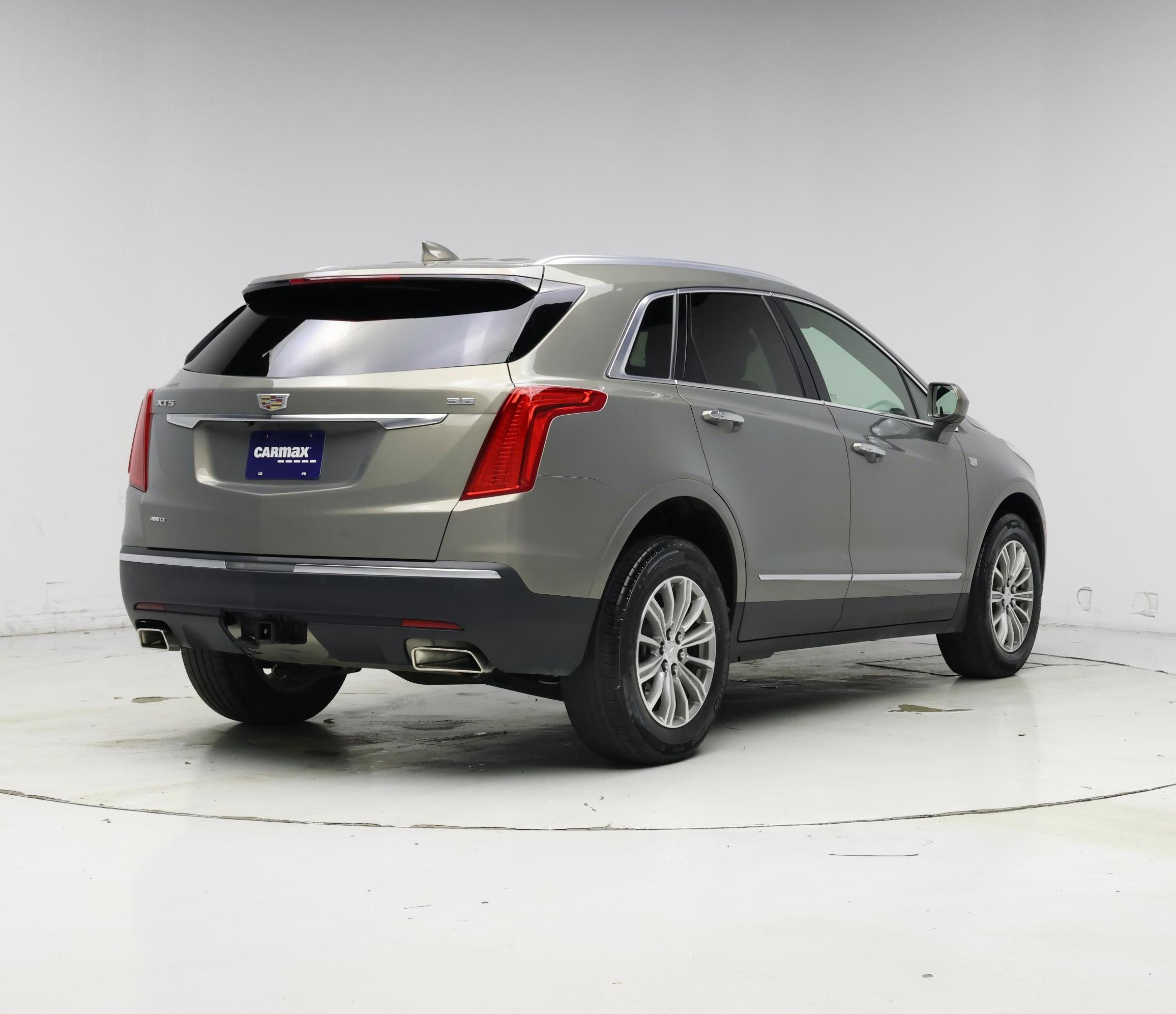 Thumbnail: 2019 Cadillac XT5 - 8