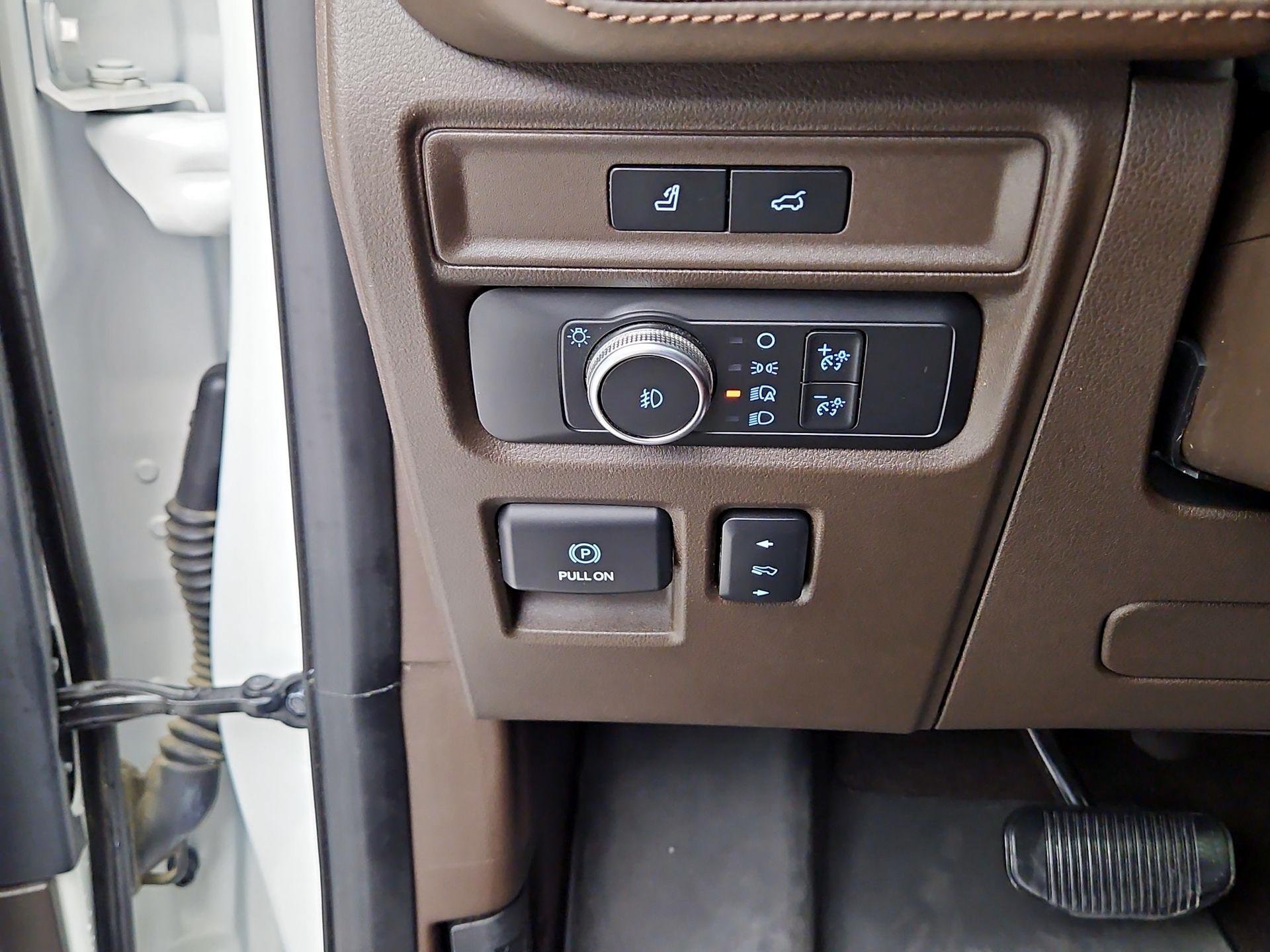 Thumbnail: 2022 Ford Expedition - 13