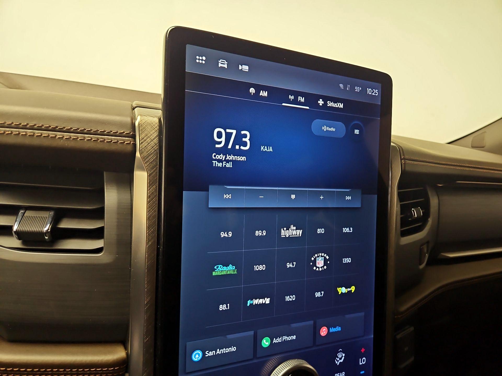 Thumbnail: 2022 Ford Expedition - 16