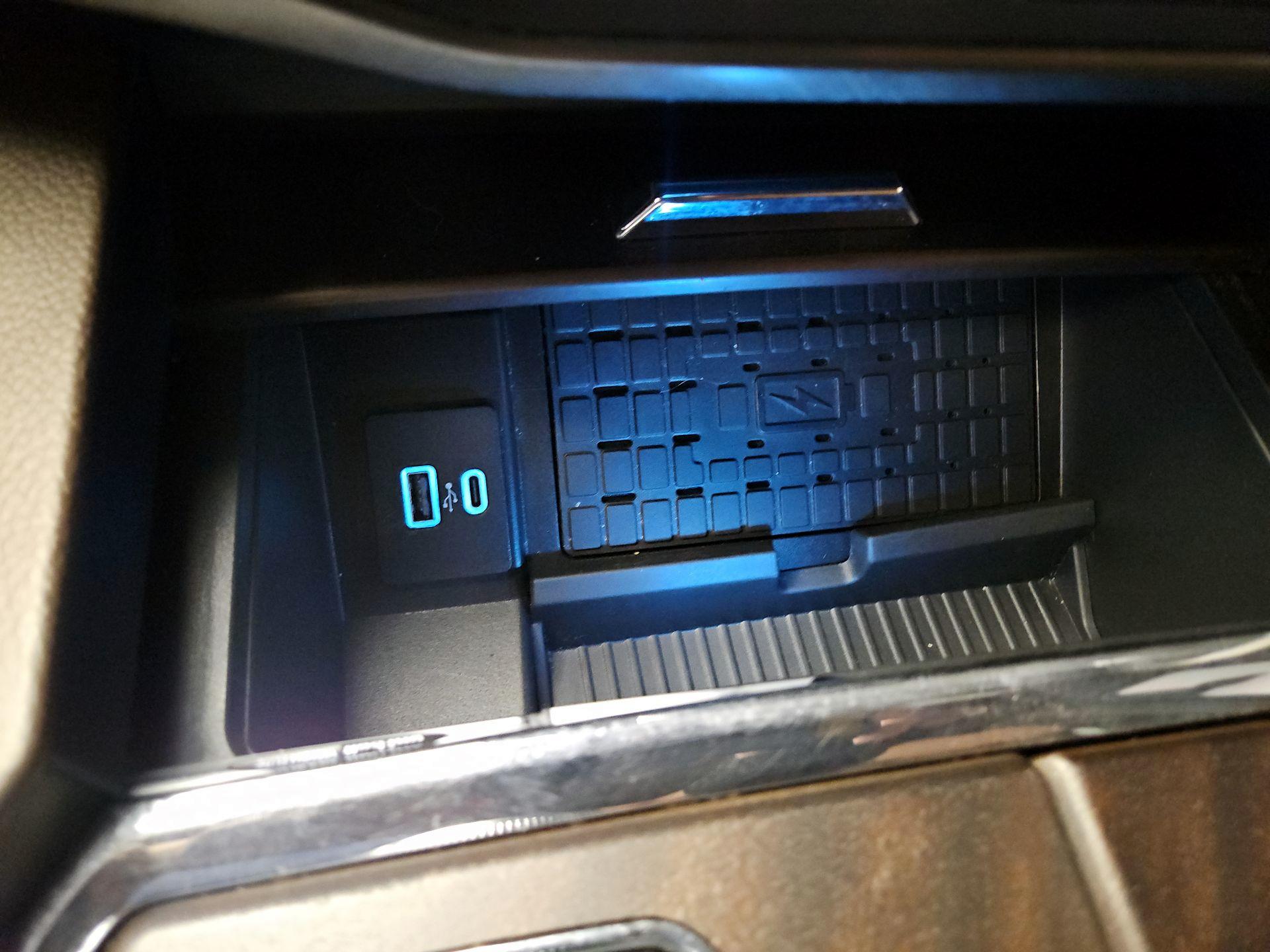 Thumbnail: 2022 Ford Expedition - 19