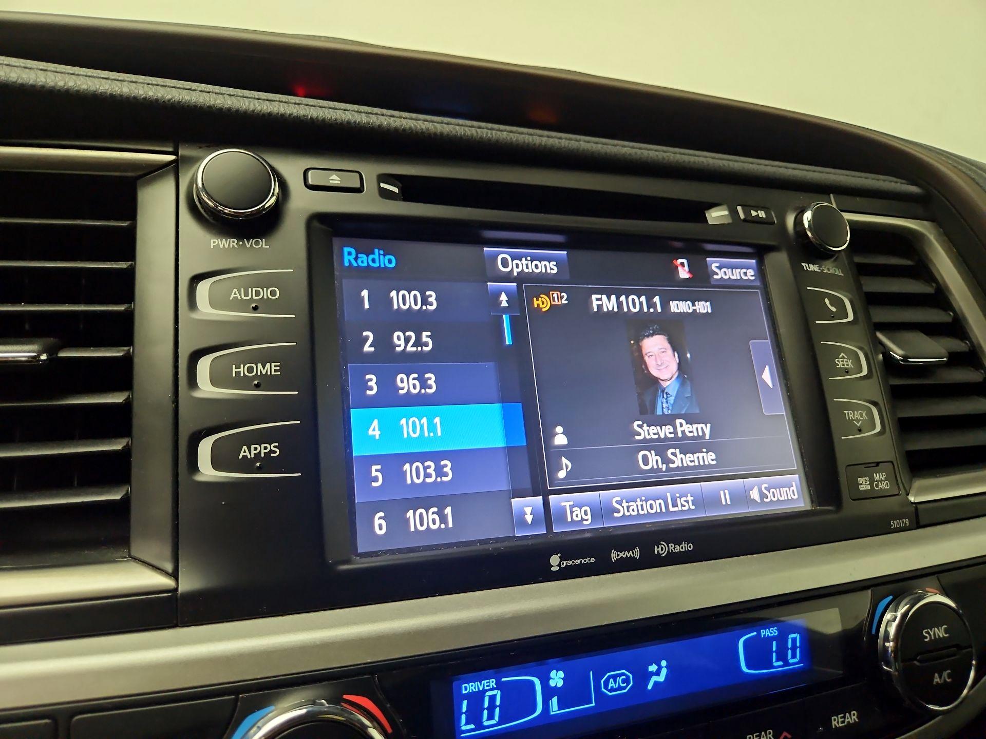 Thumbnail: 2018 Toyota Highlander - 15