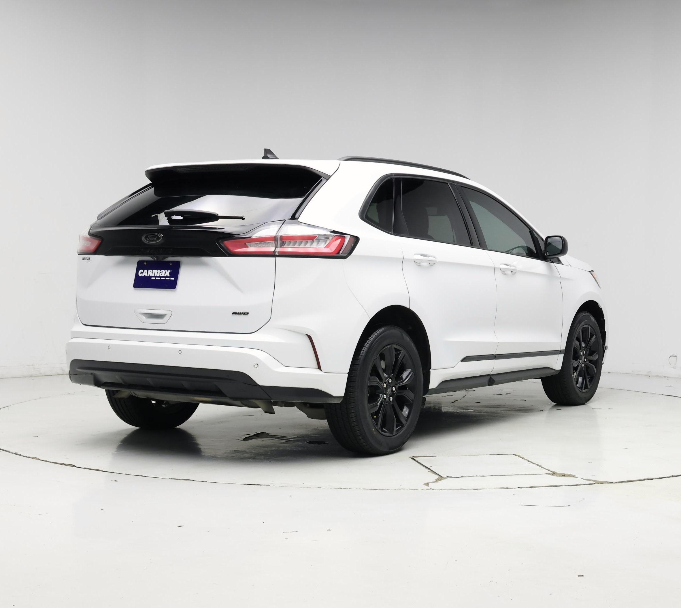 Thumbnail: 2022 Ford Edge - 8