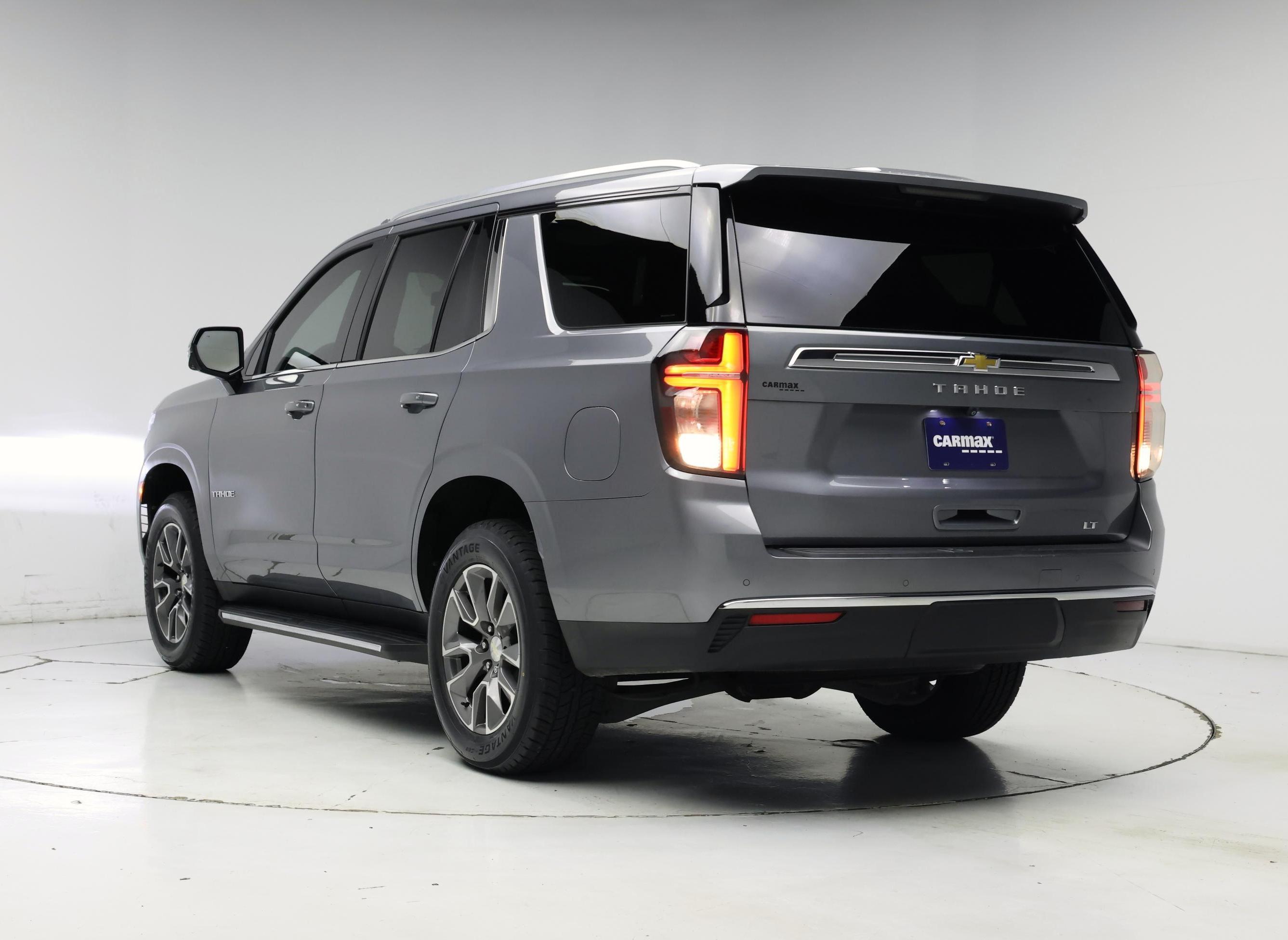 Thumbnail: 2021 Chevrolet Tahoe - 3