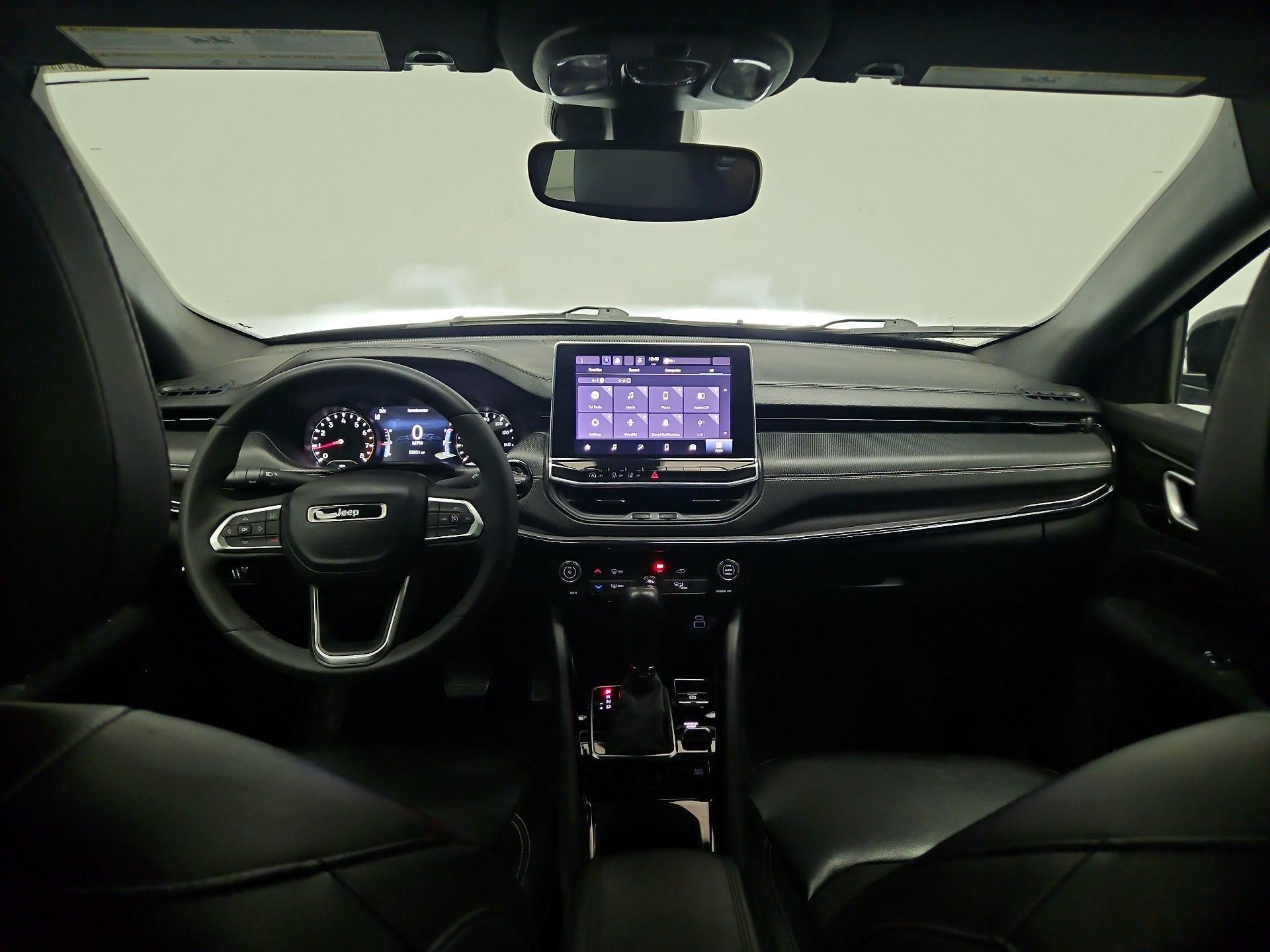 Thumbnail: 2023 Jeep Compass - 9