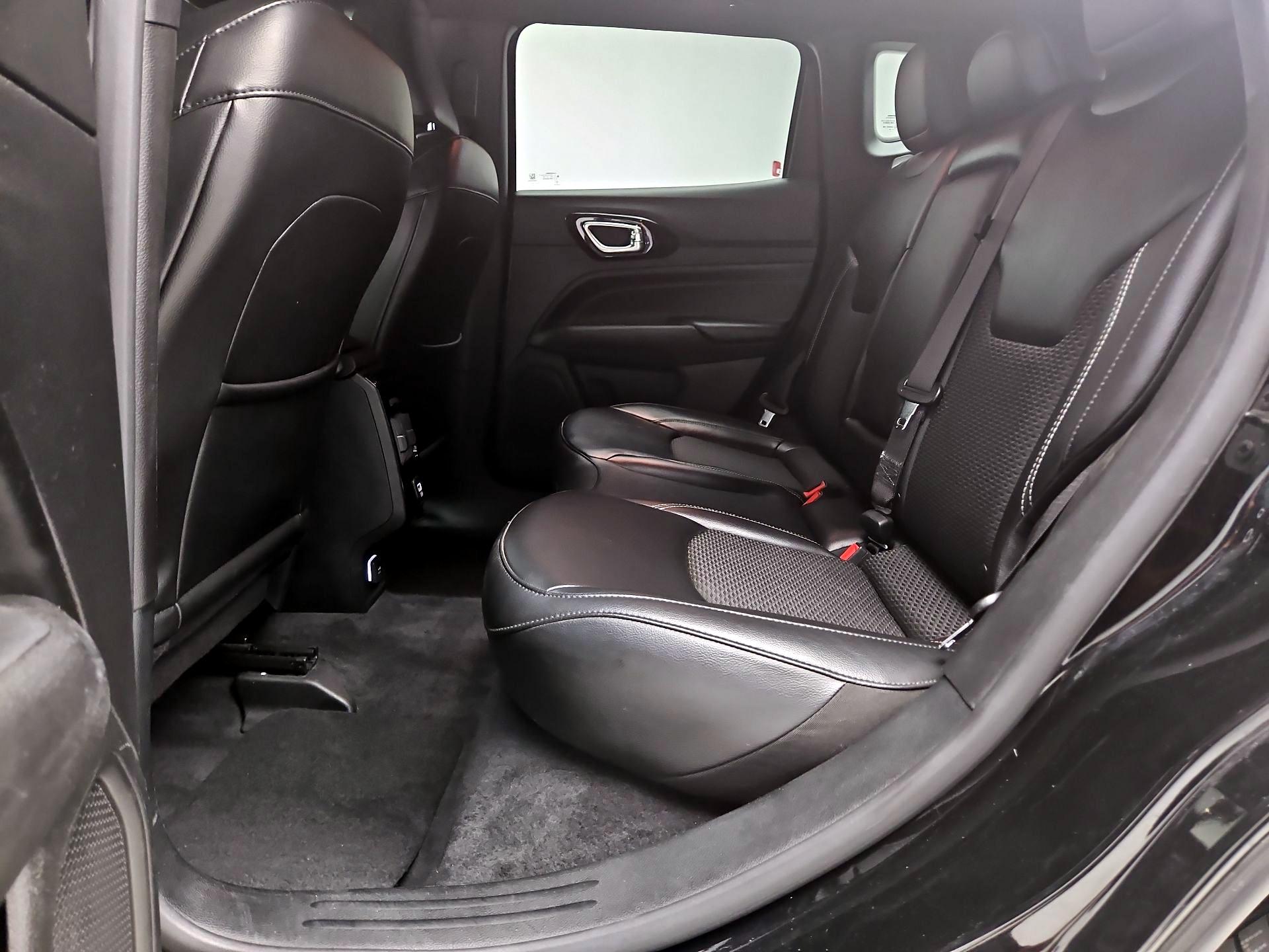 Thumbnail: 2023 Jeep Compass - 19
