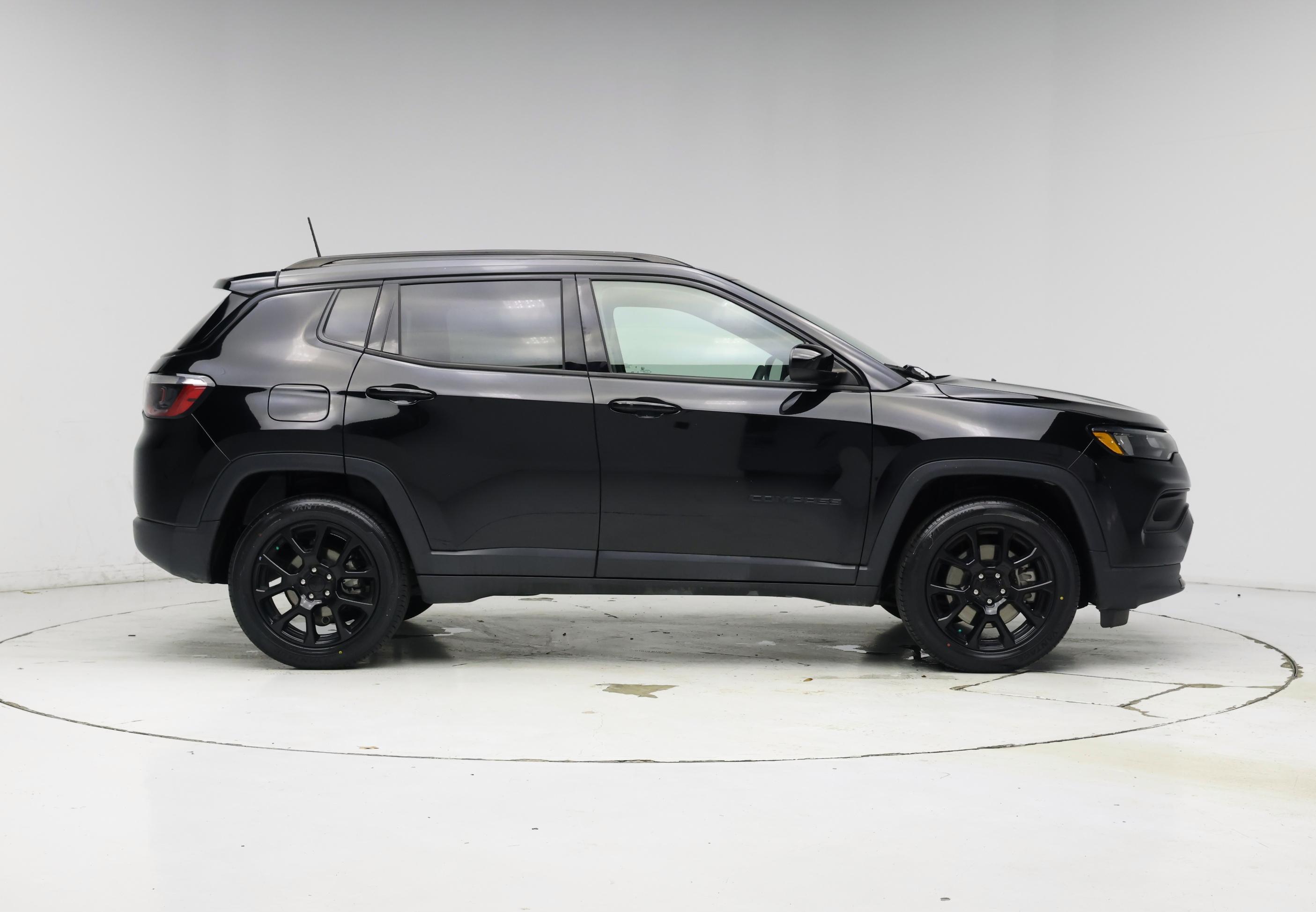 Thumbnail: 2023 Jeep Compass - 7