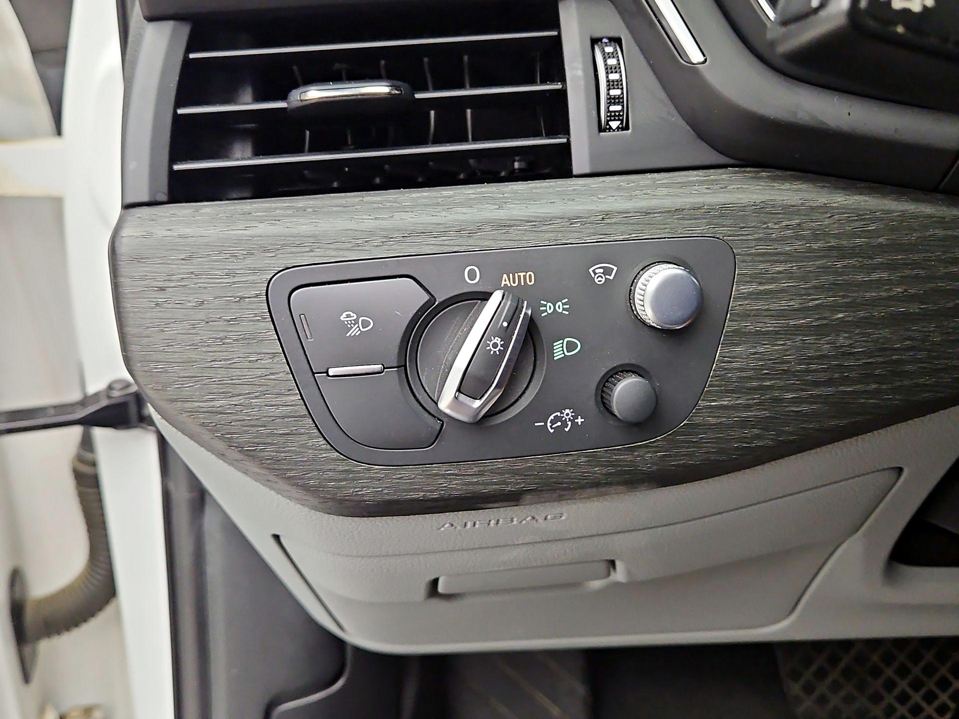 Thumbnail: 2022 Audi A4 - 13