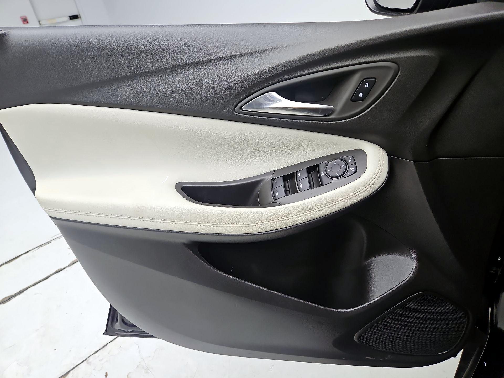 Thumbnail: 2025 Buick Encore GX - 12