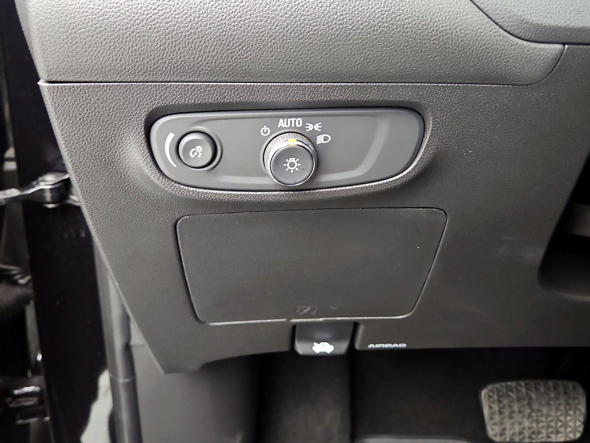 Thumbnail: 2025 Buick Encore GX - 13