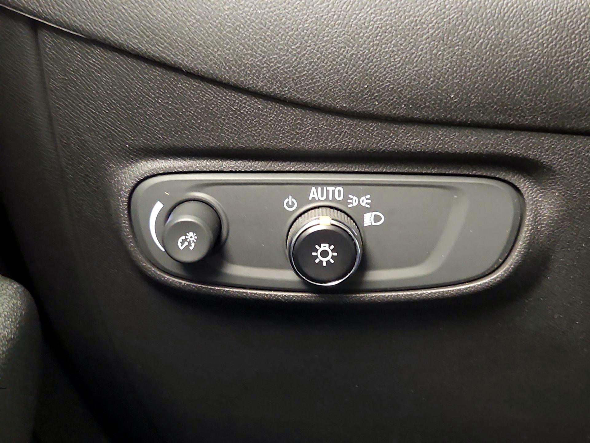 Thumbnail: 2023 Chevrolet Equinox - 13