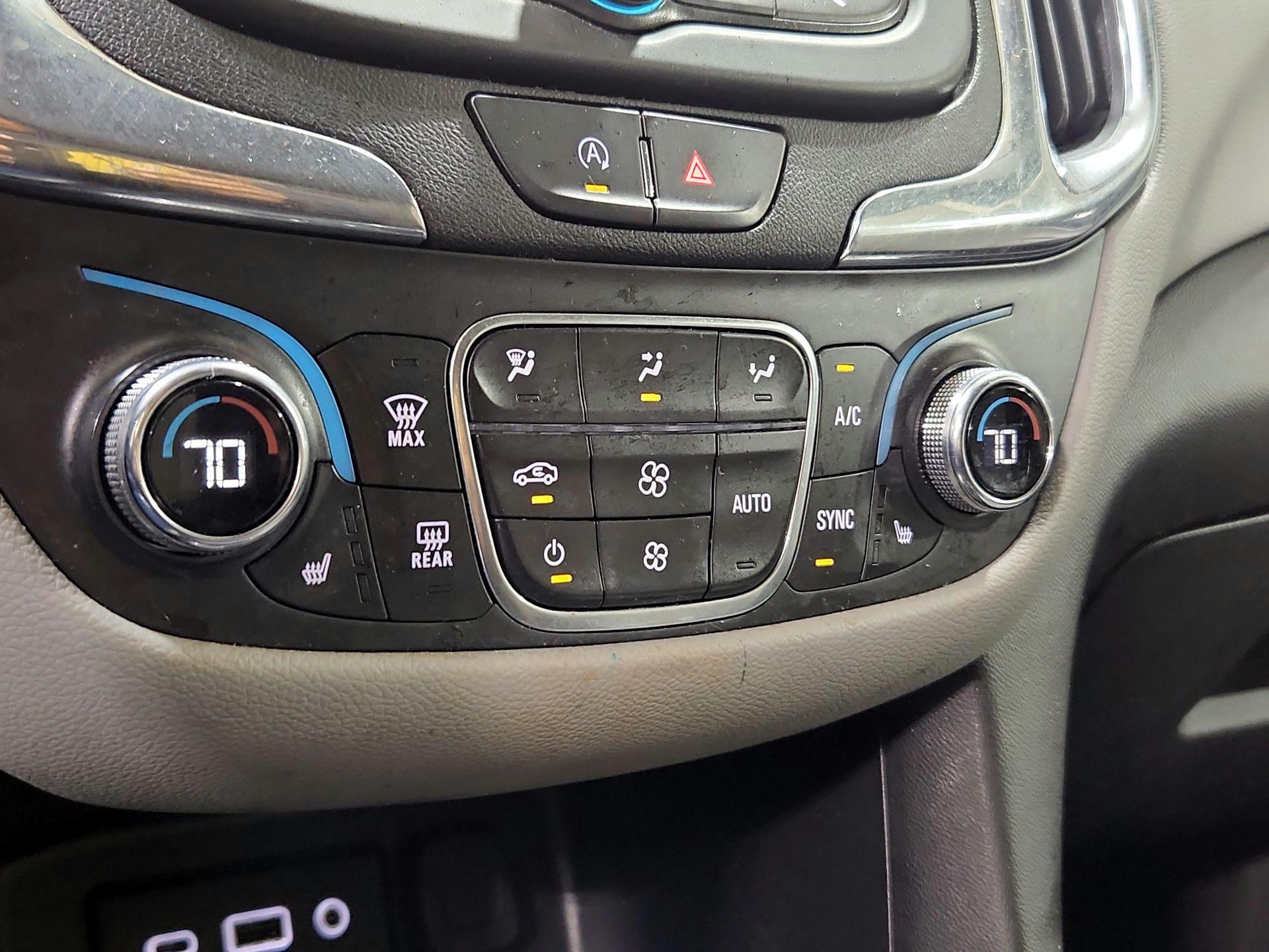 Thumbnail: 2023 Chevrolet Equinox - 16